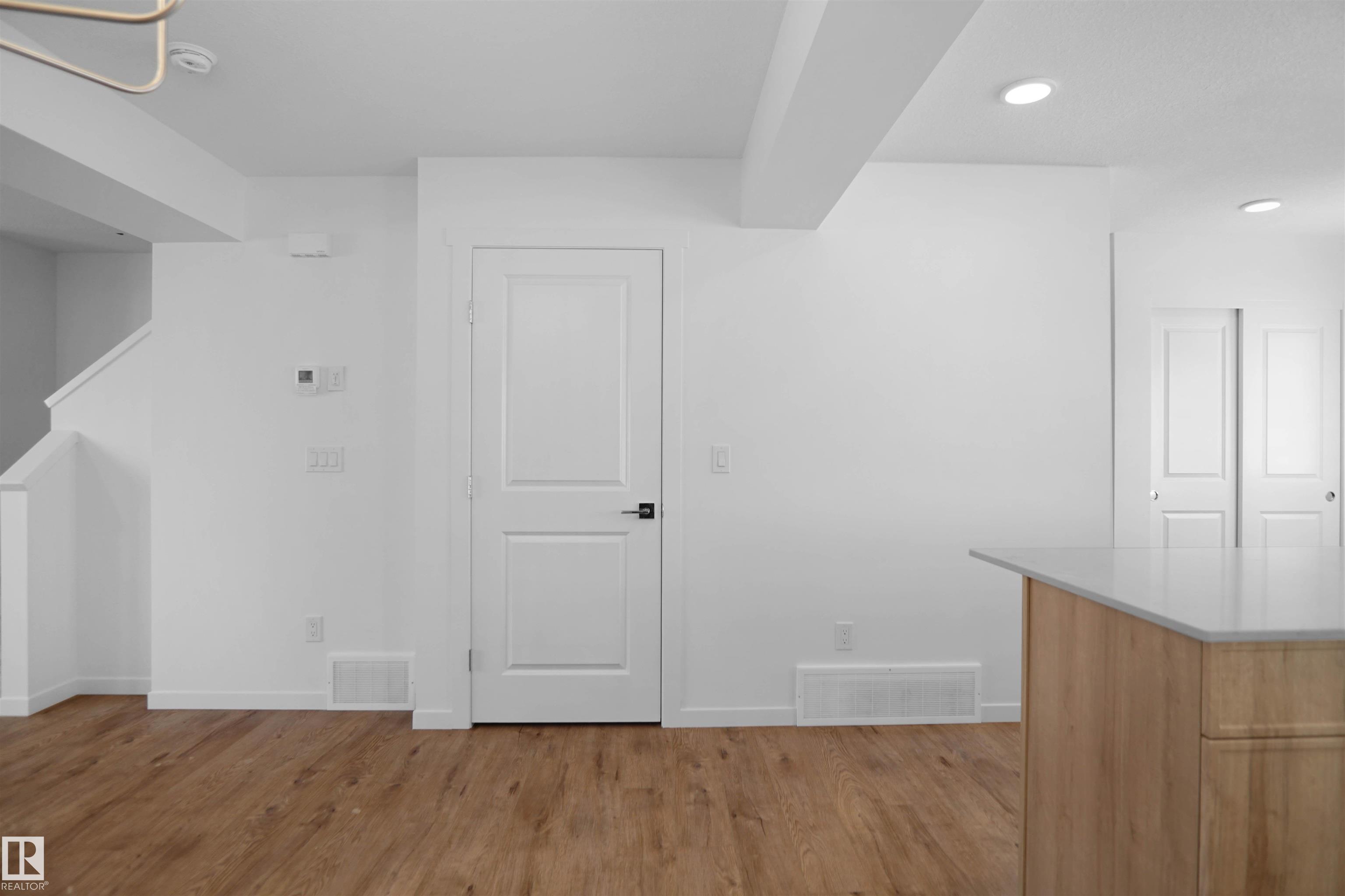 Photo 8 at 275 Deer Valley Drive, Anderson, Leduc