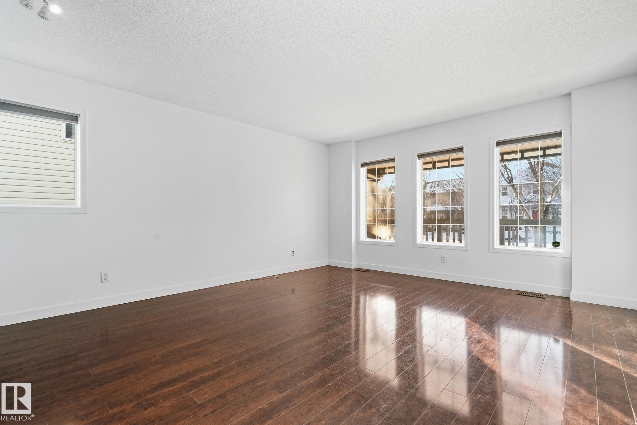 Picture for 1873 Towne Centre BV NW