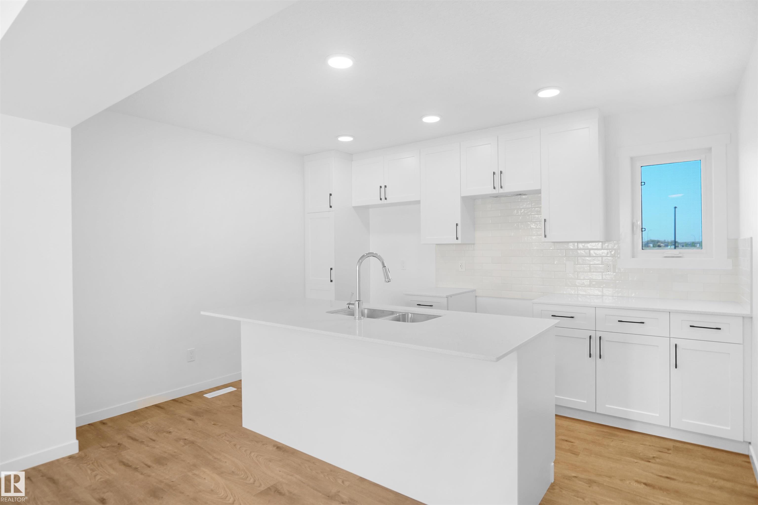 Photo 8 at 5158 River's Edge Way NW, River's Edge, Edmonton