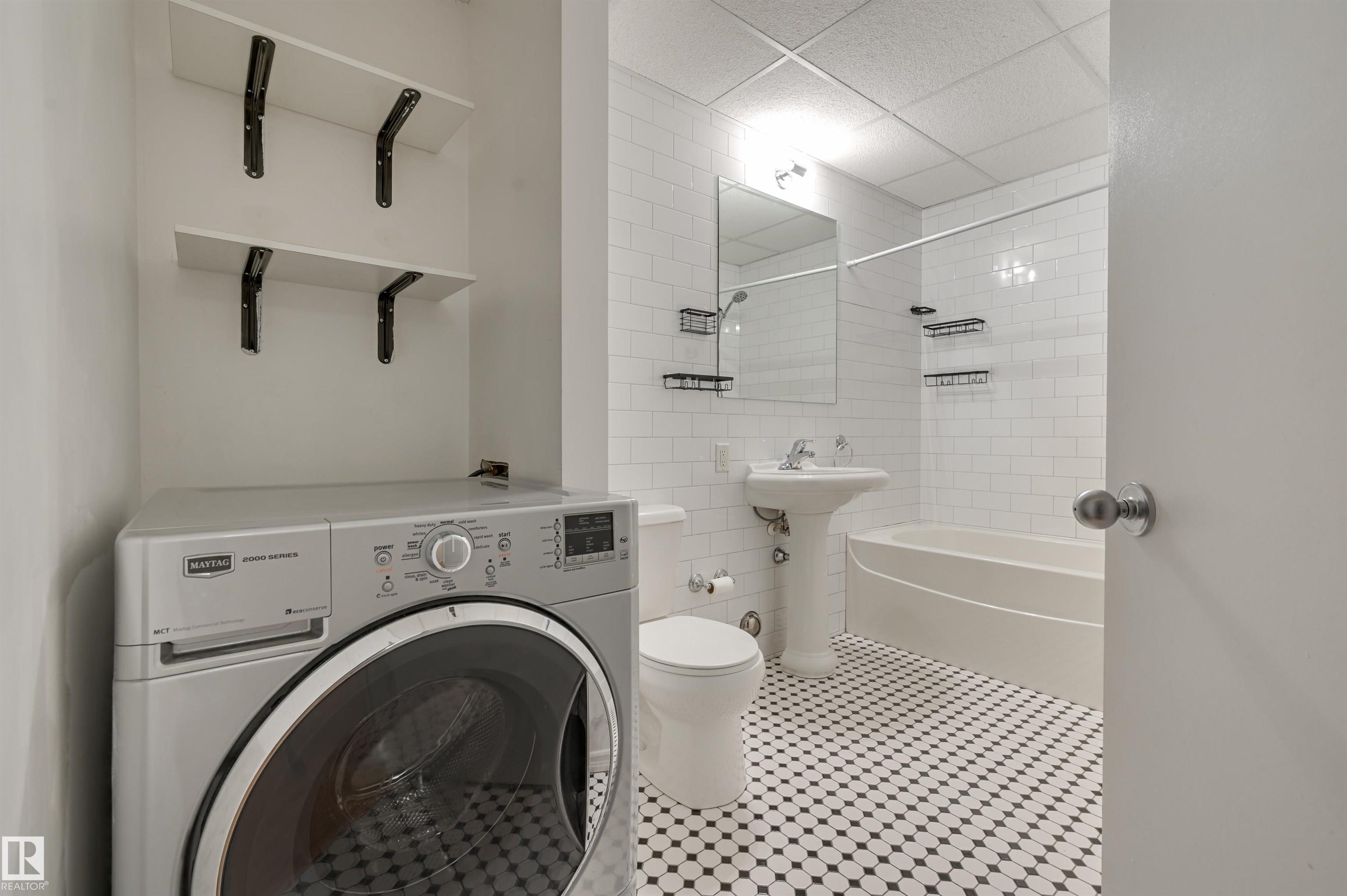 Photo 24 at 902 - 10134 100 Street NW, Downtown, Edmonton