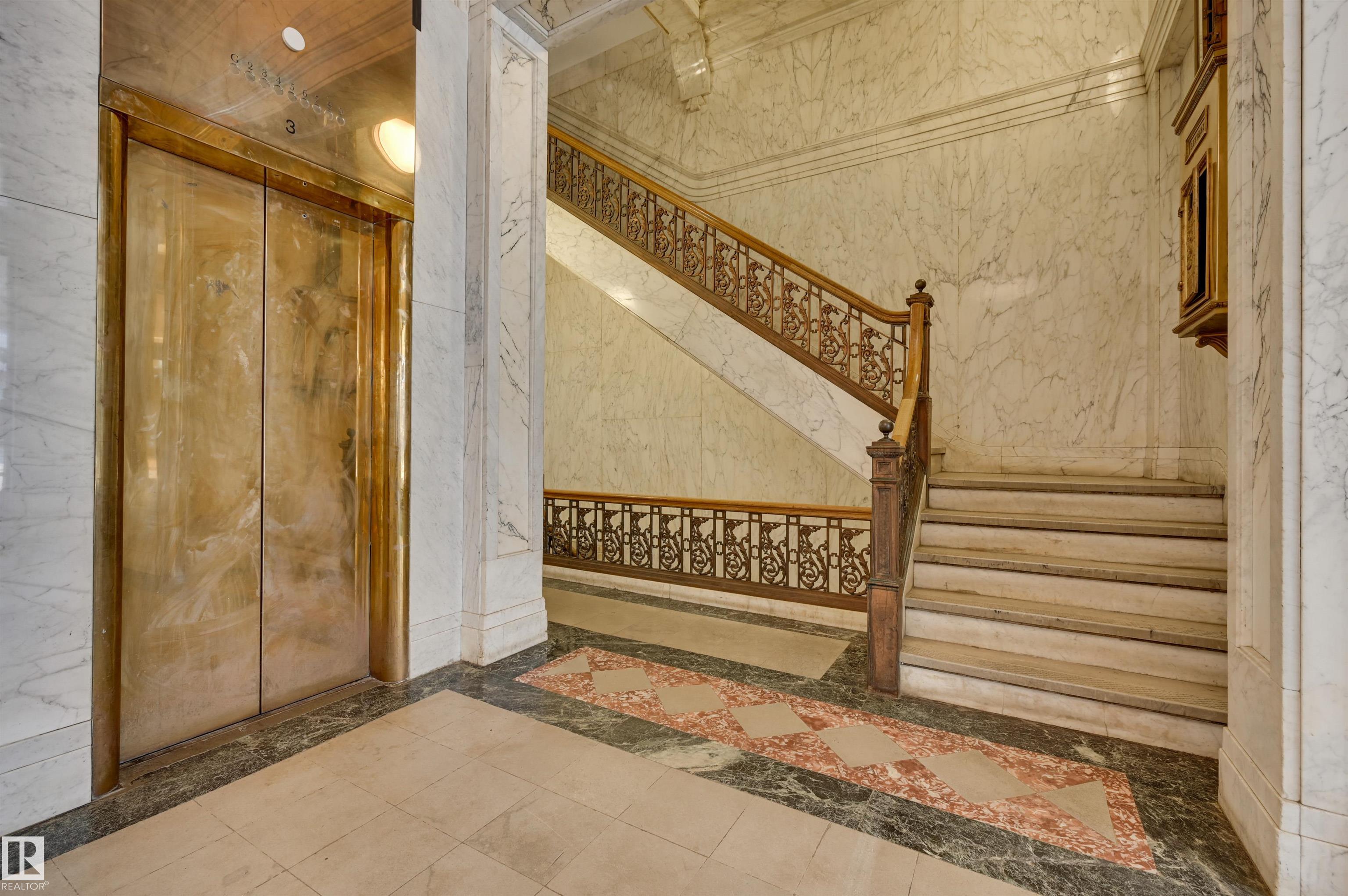 902 - 10134 100 Street NW, Downtown, Edmonton