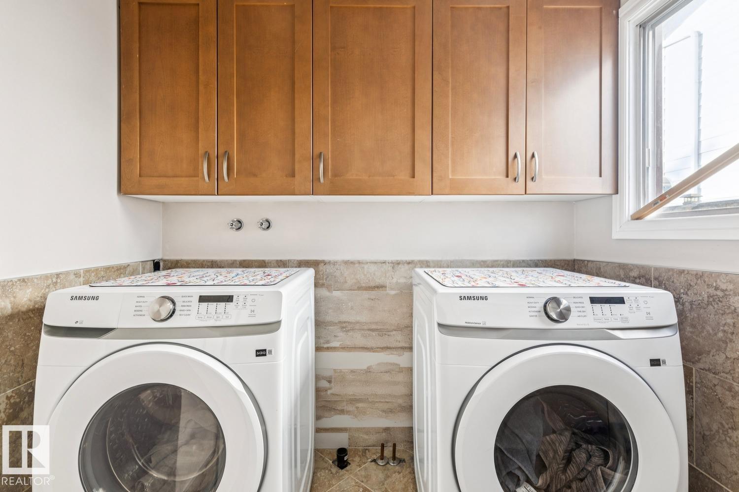 Photo 19 at 3021 105a Street NW, Steinhauer, Edmonton