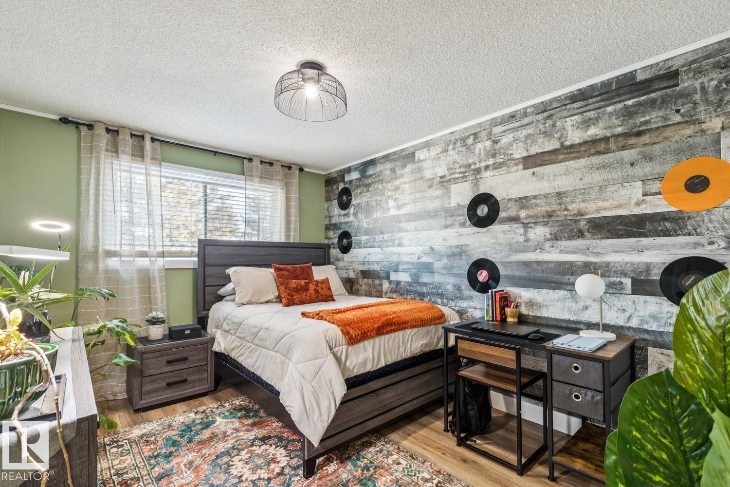 Photo 28 at 3021 105a Street NW, Steinhauer, Edmonton