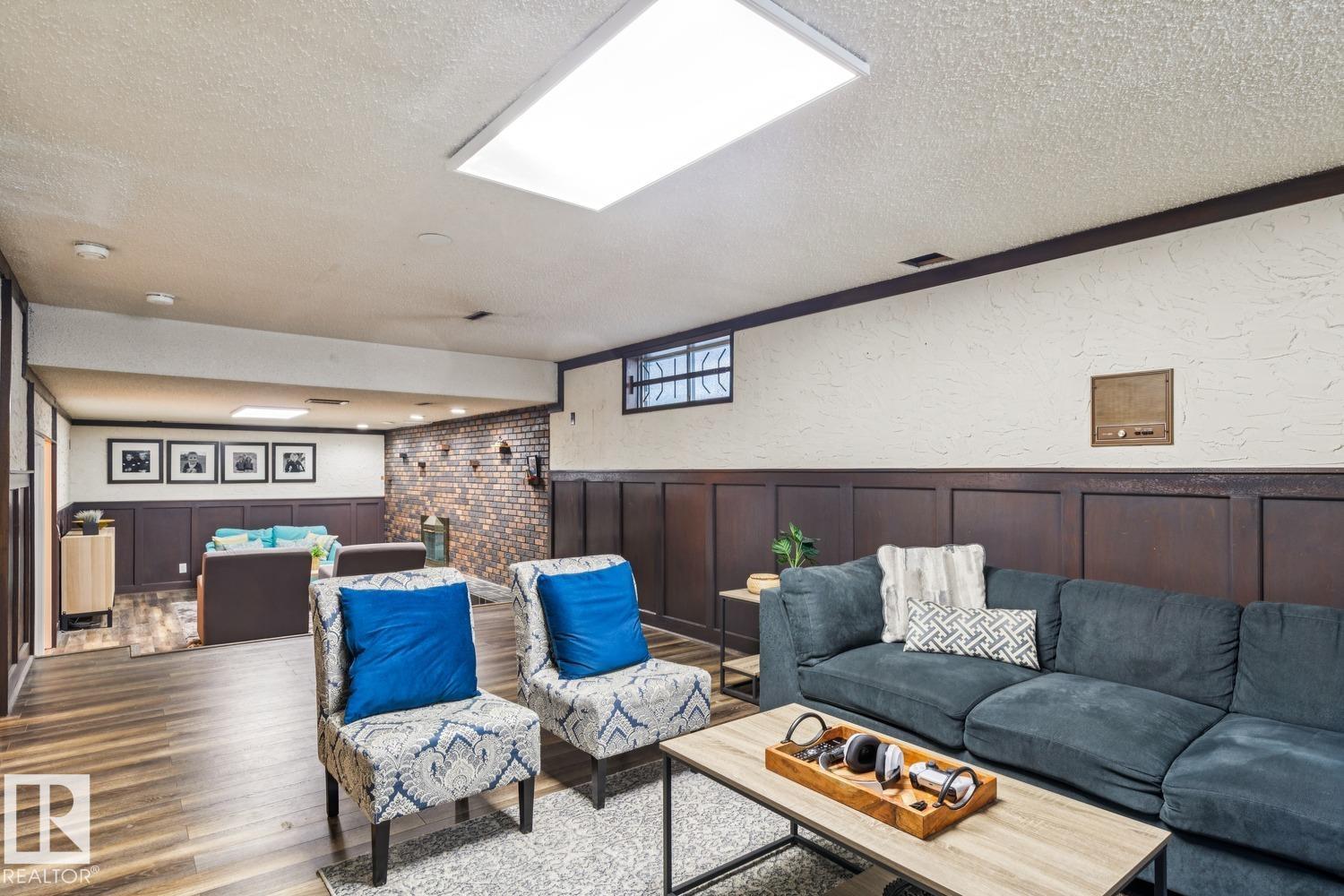 Photo 33 at 3021 105a Street NW, Steinhauer, Edmonton