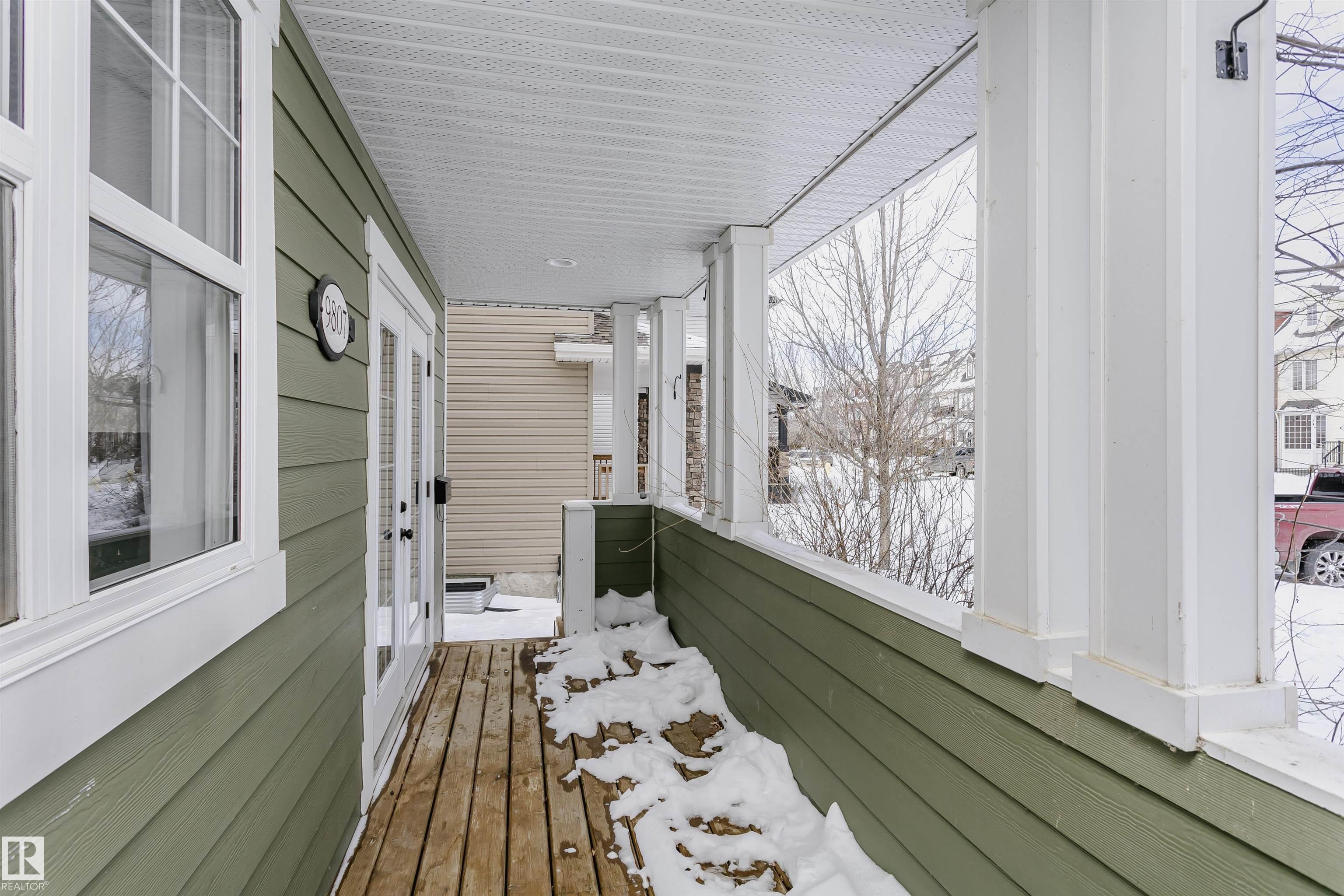 9807 104 Avenue, Morinville