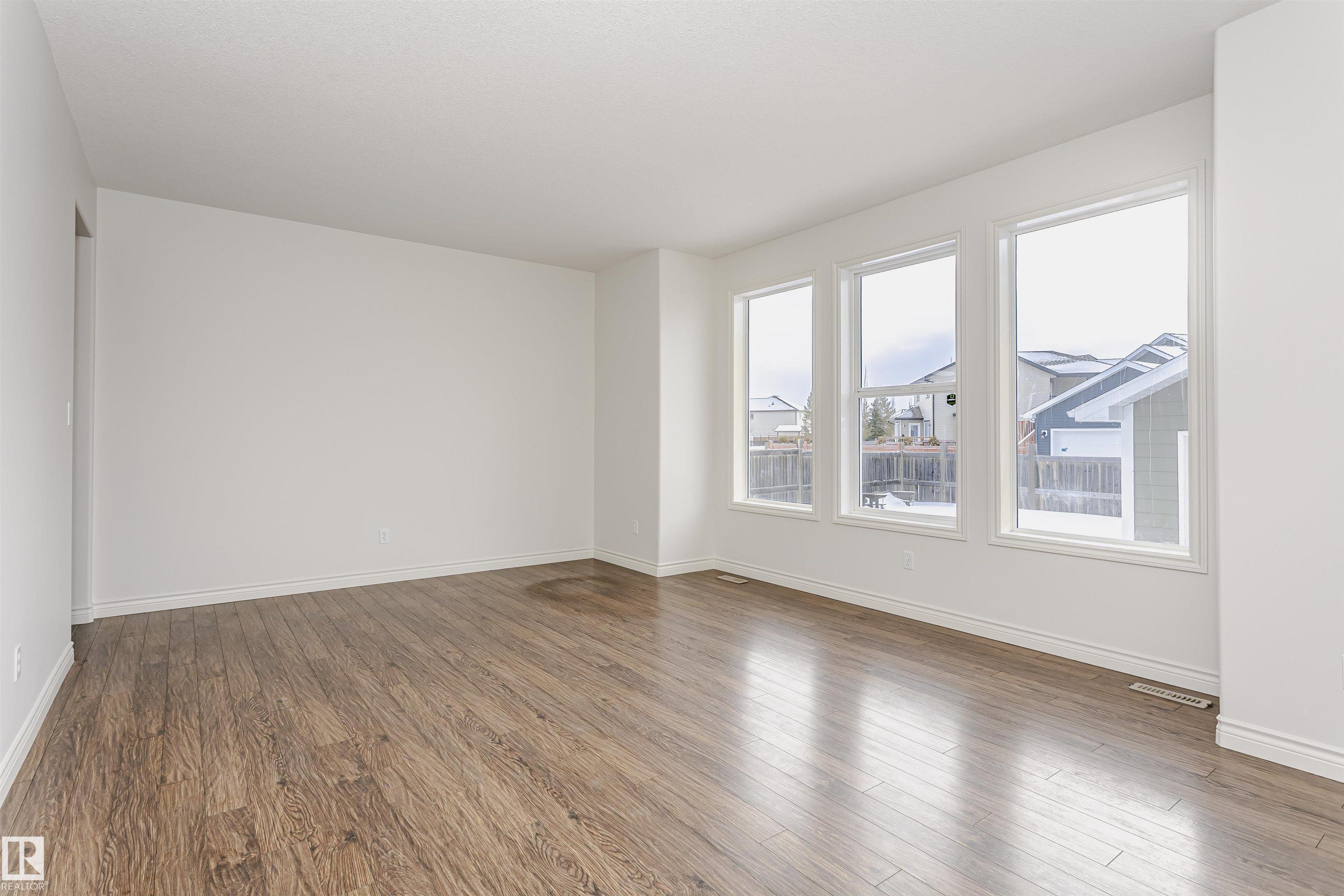 Photo 6 at 9807 104 Avenue, Morinville