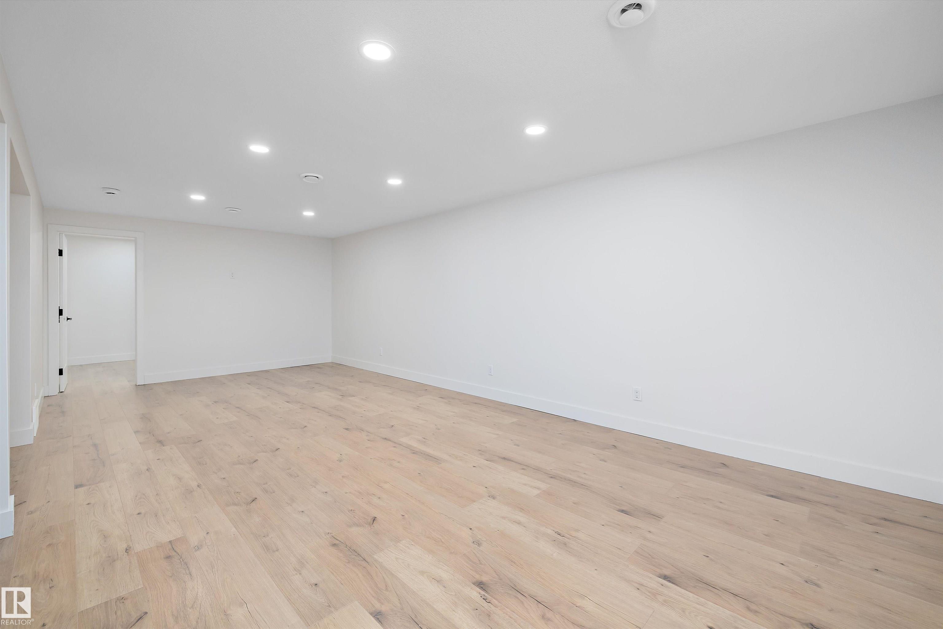 Photo 19 at 13515 67 Street NW, Delwood, Edmonton