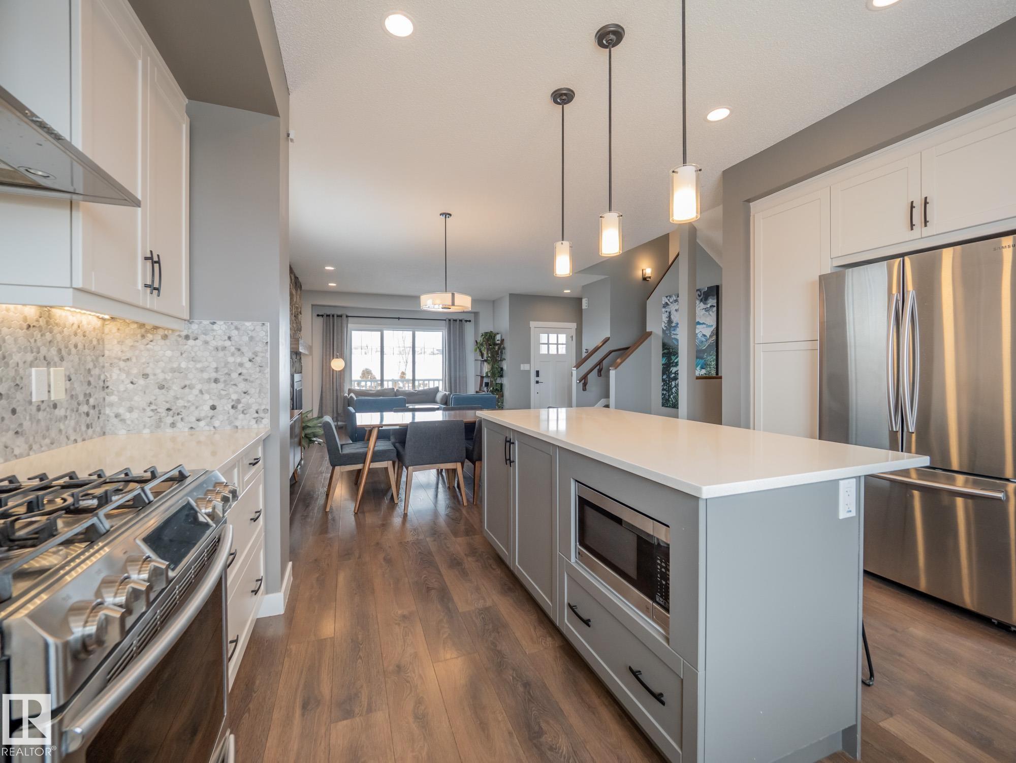 Photo 11 at 289 Hawks Ridge Boulevard NW, Hawks Ridge, Edmonton