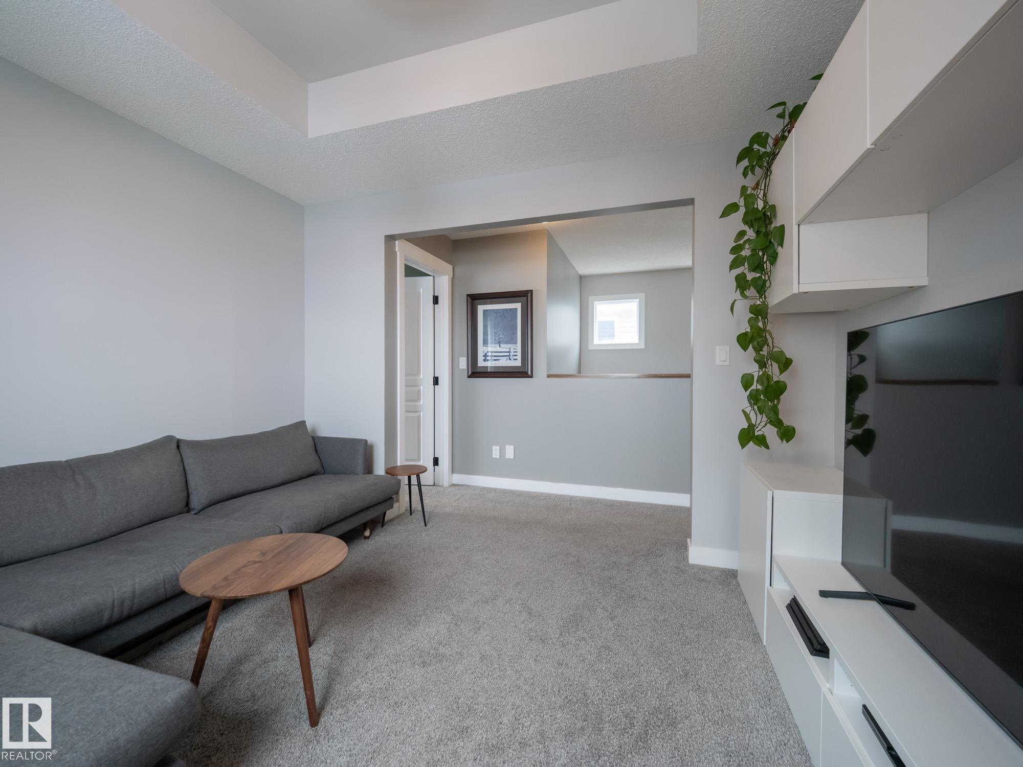 Photo 18 at 289 Hawks Ridge Boulevard NW, Hawks Ridge, Edmonton