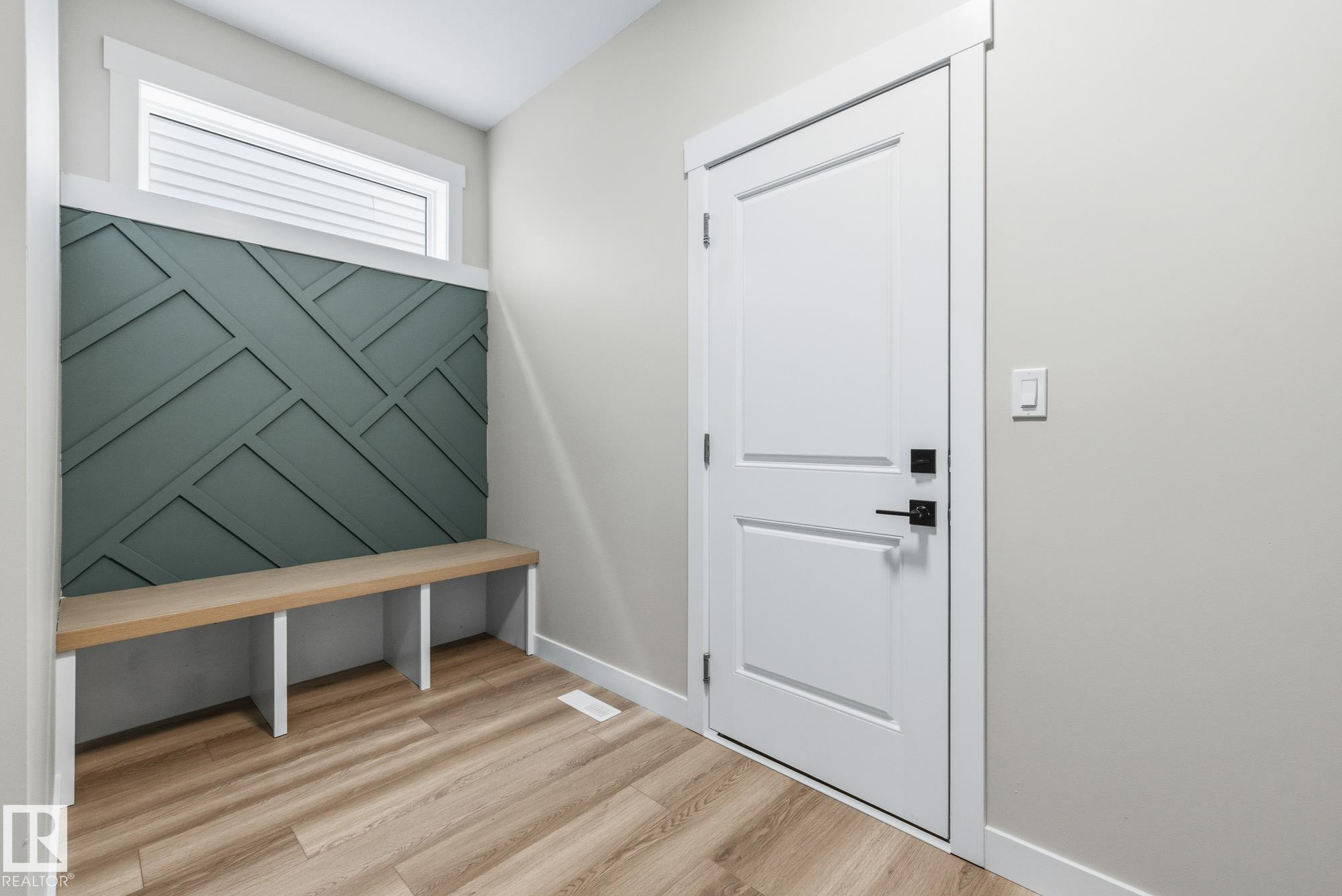 Photo 16 at 28 Harley Way, Hilldowns, Spruce Grove