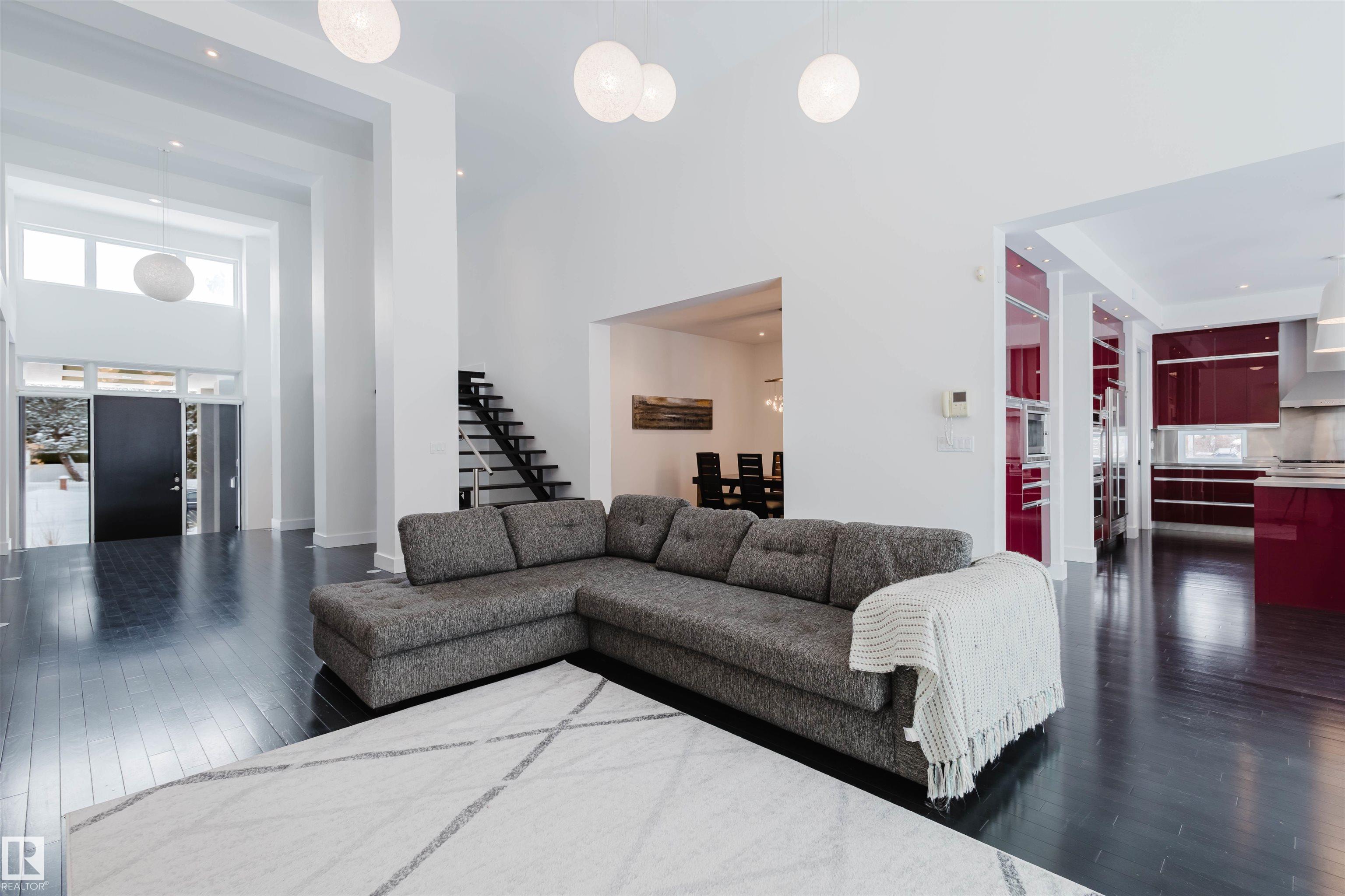 Photo 5 at 6307 125 Street NW, Grandview Heights, Edmonton