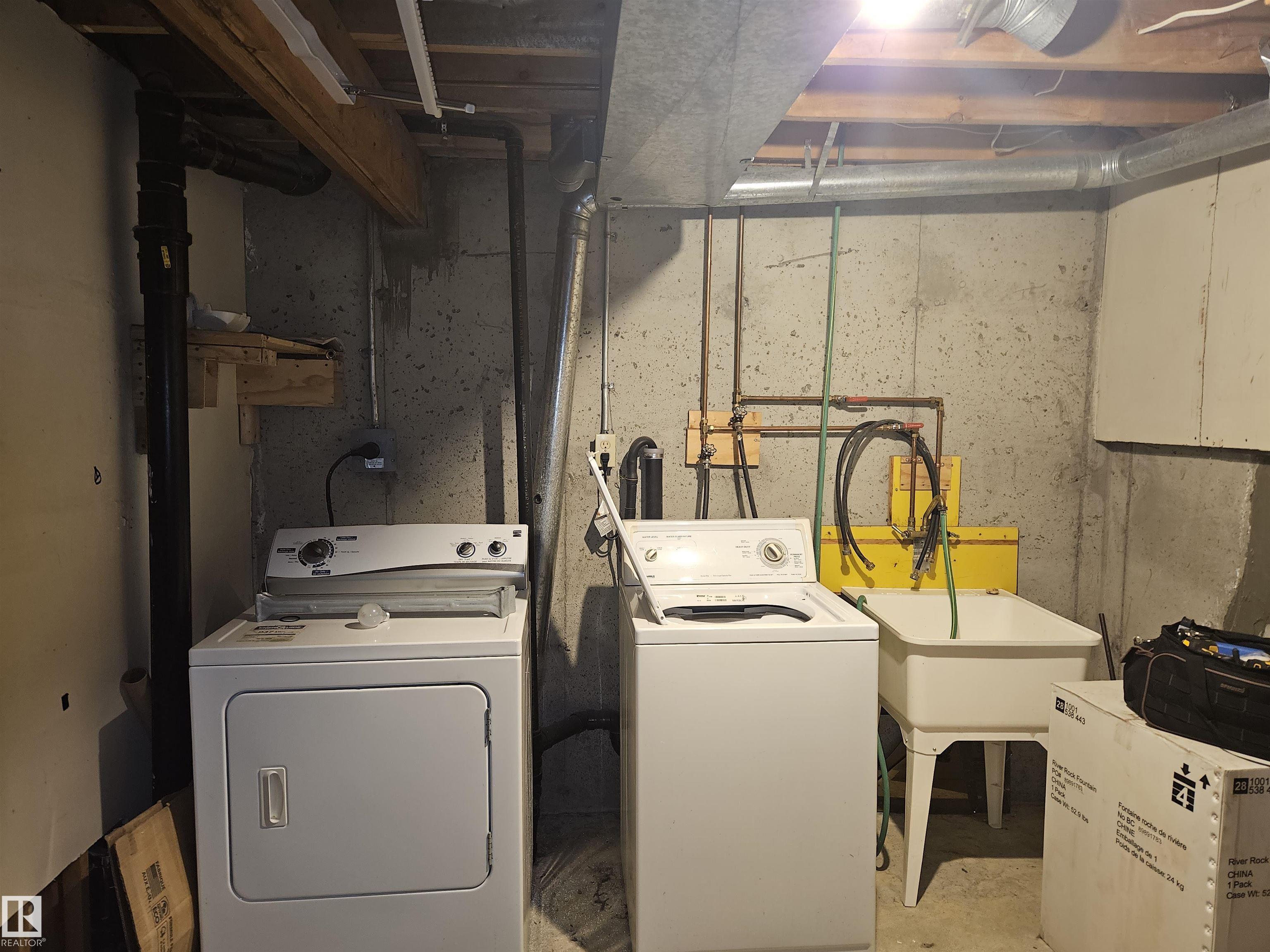 Photo 18 at 4 - 18010 98 Avenue NW, La Perle, Edmonton