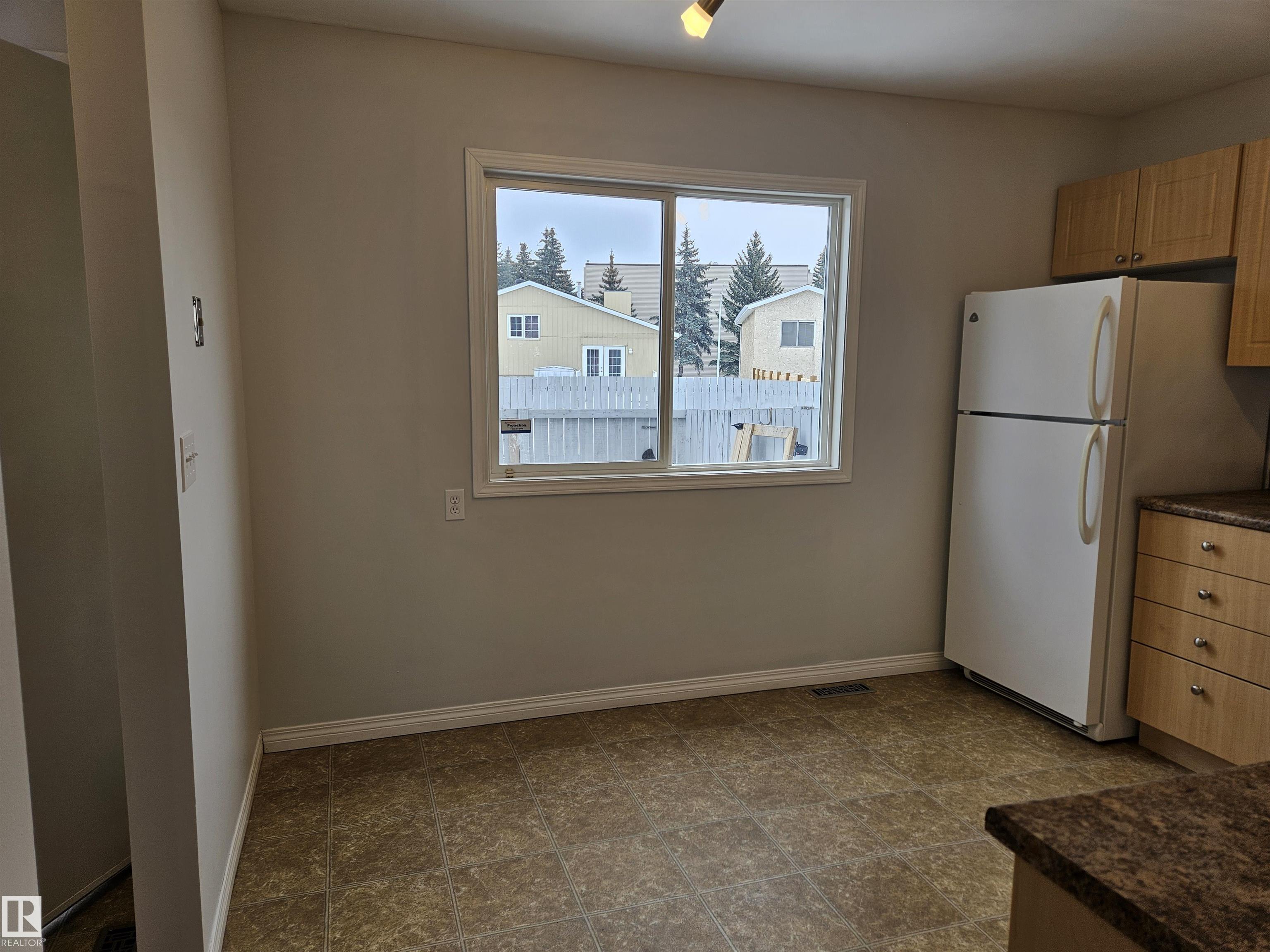 Photo 8 at 4 - 18010 98 Avenue NW, La Perle, Edmonton