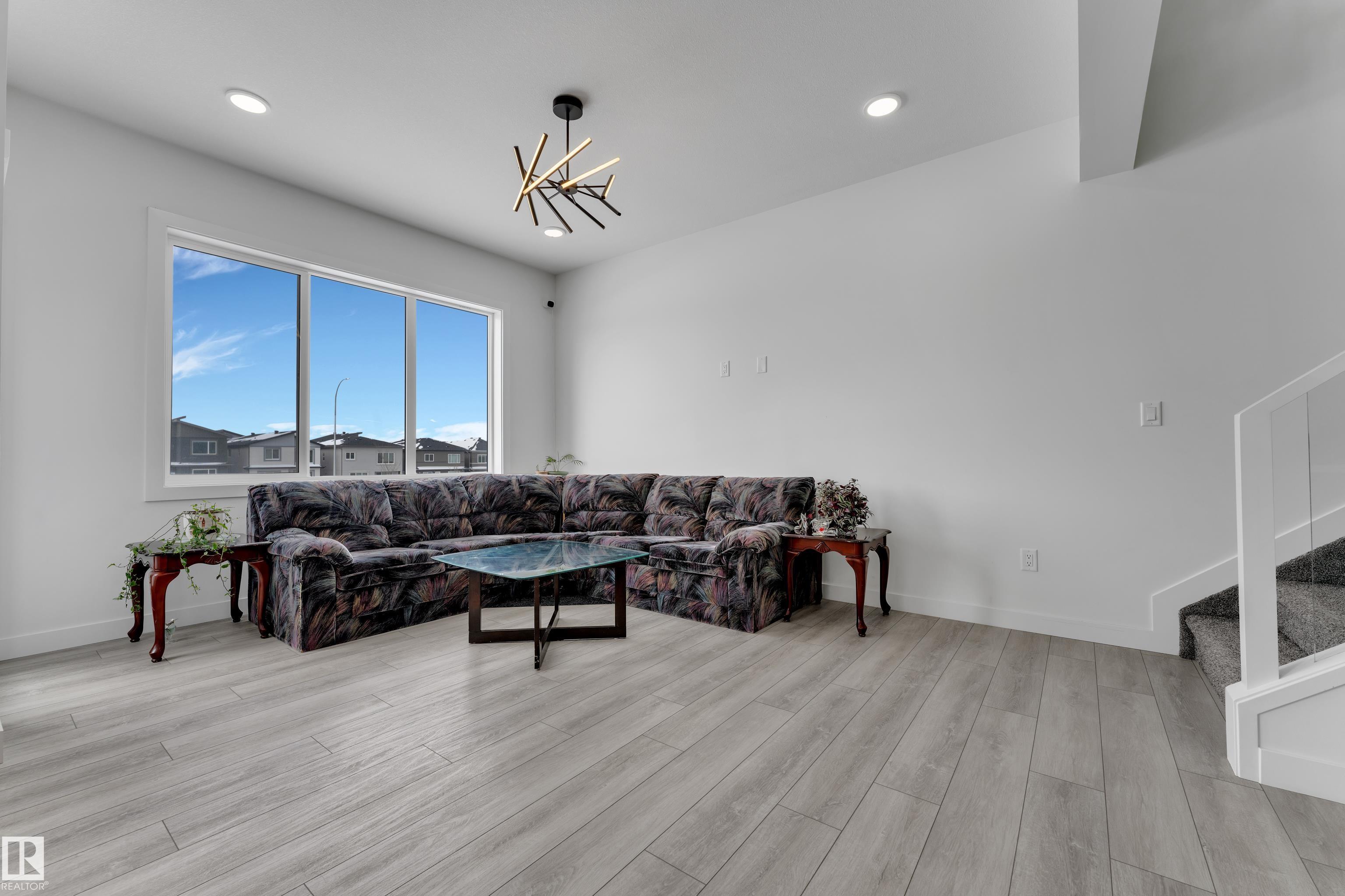 Photo 15 at 1118 16a Street NW, Aster, Edmonton