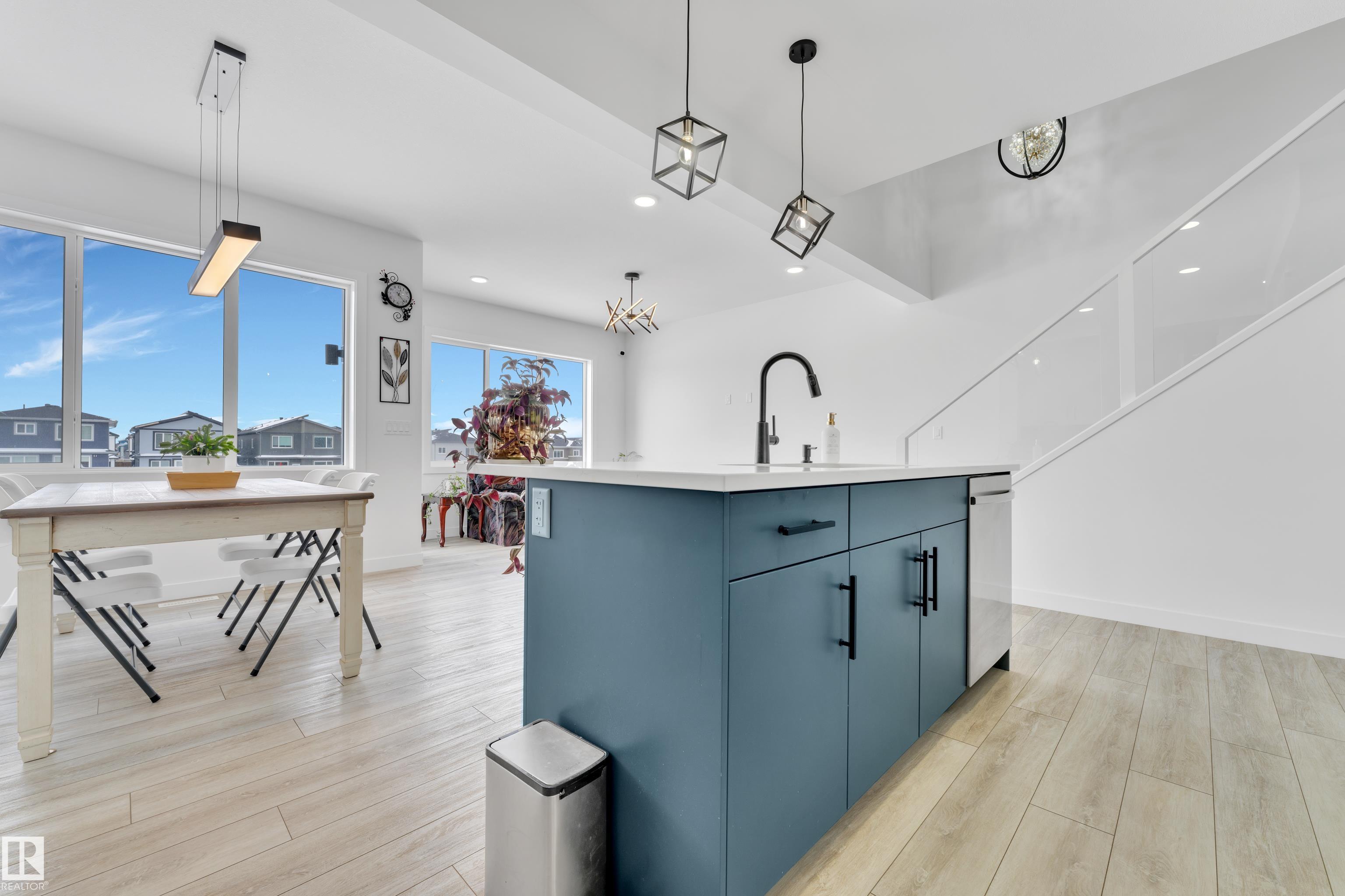 Photo 18 at 1118 16a Street NW, Aster, Edmonton