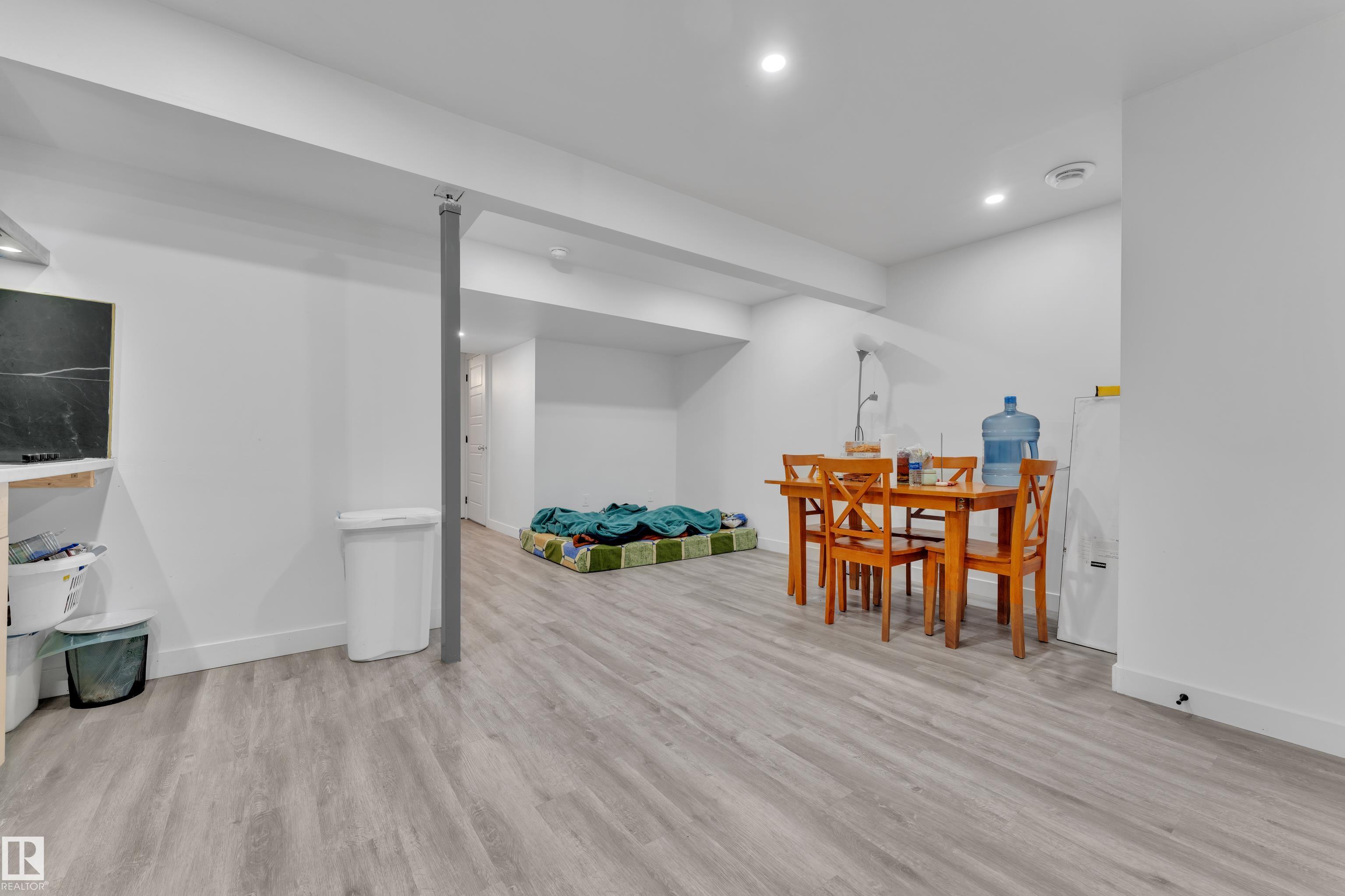 Photo 38 at 1118 16a Street NW, Aster, Edmonton