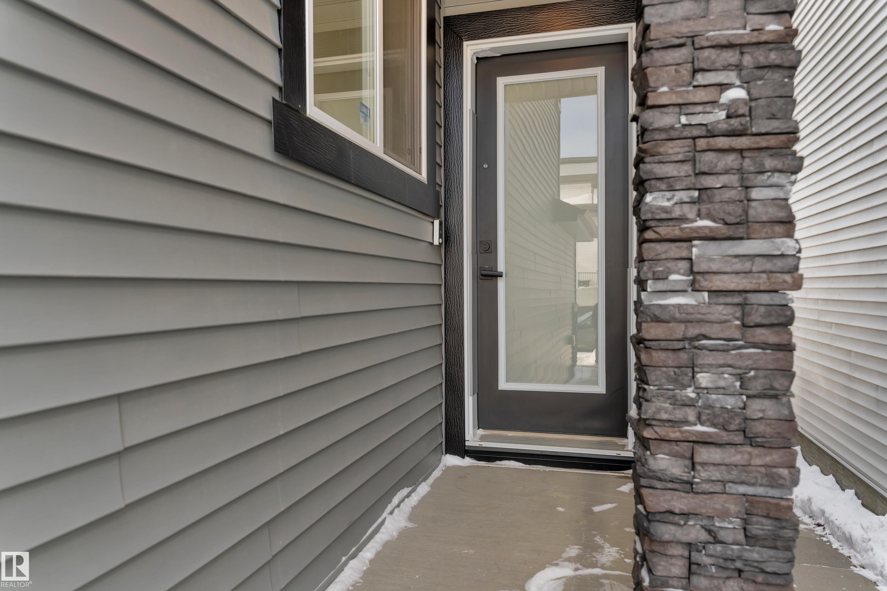 Photo 5 at 1118 16a Street NW, Aster, Edmonton