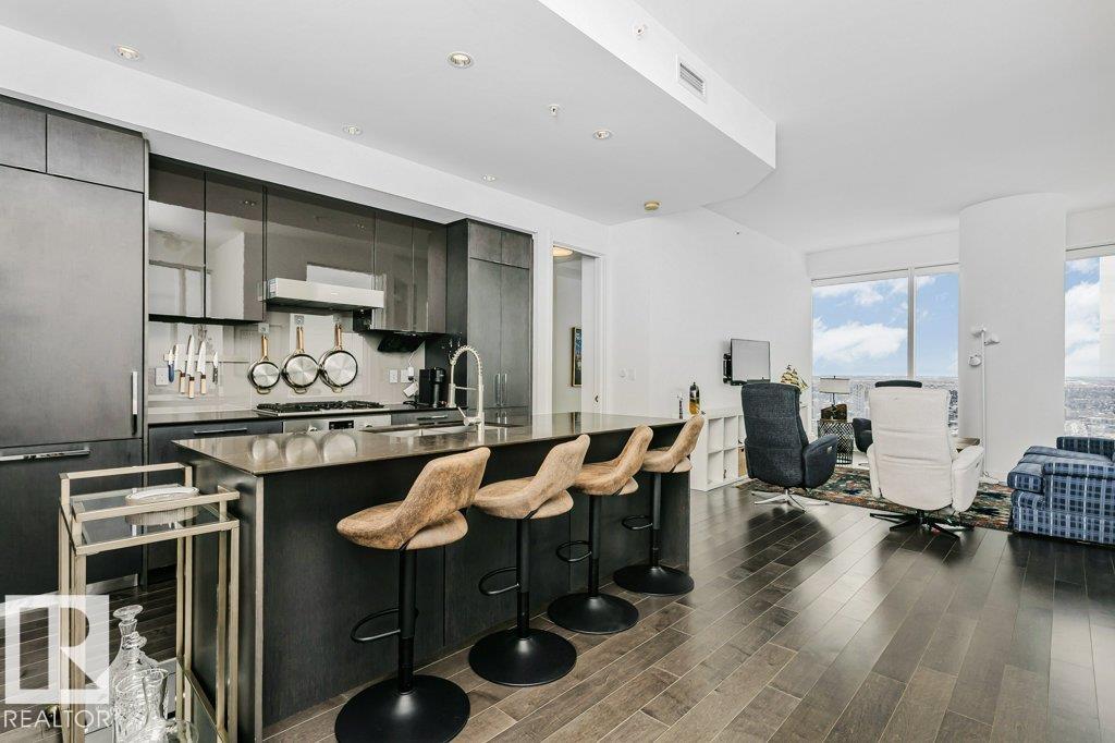 Picture for #4401 10360 102 ST NW