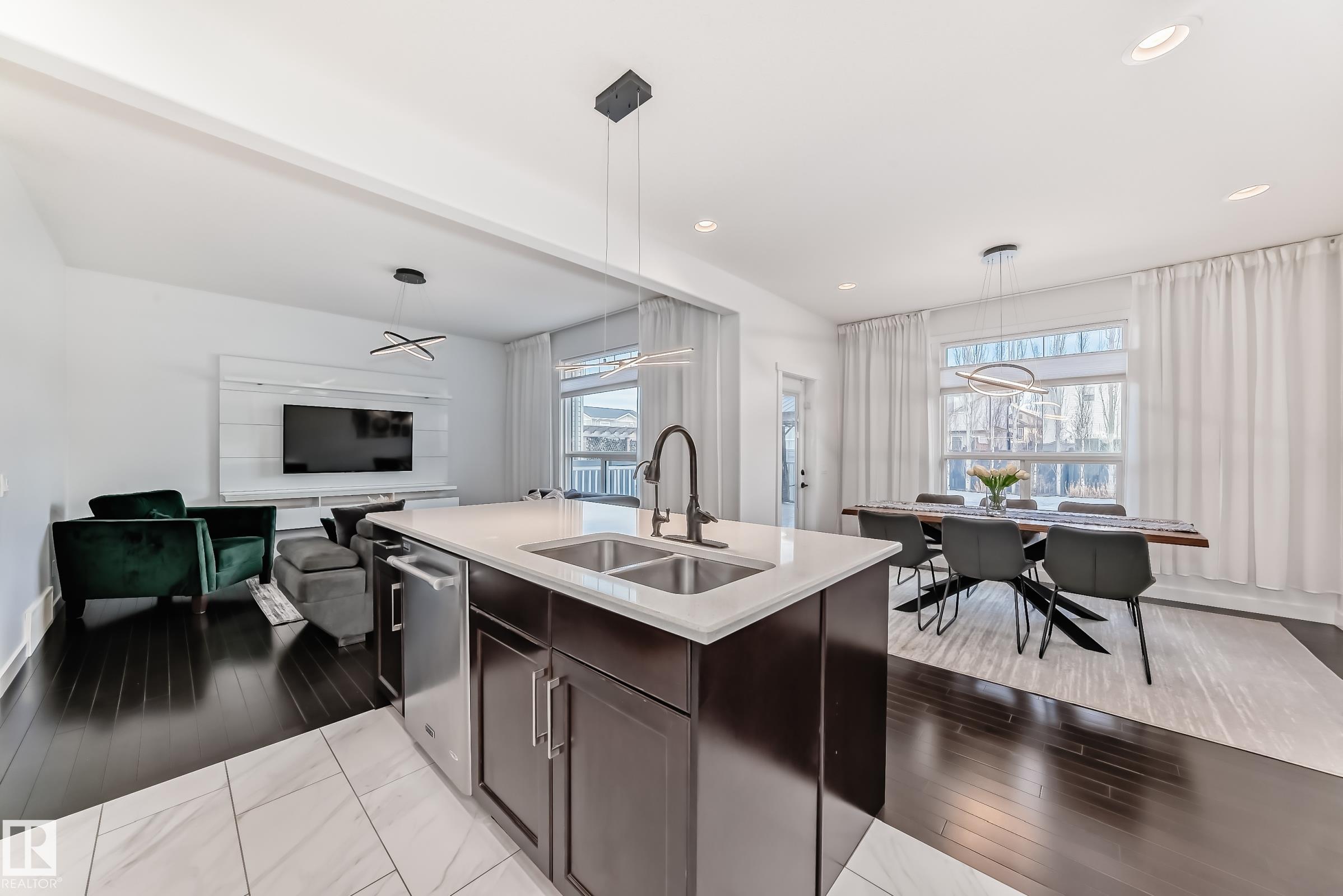 Picture for 7797 GETTY WD NW