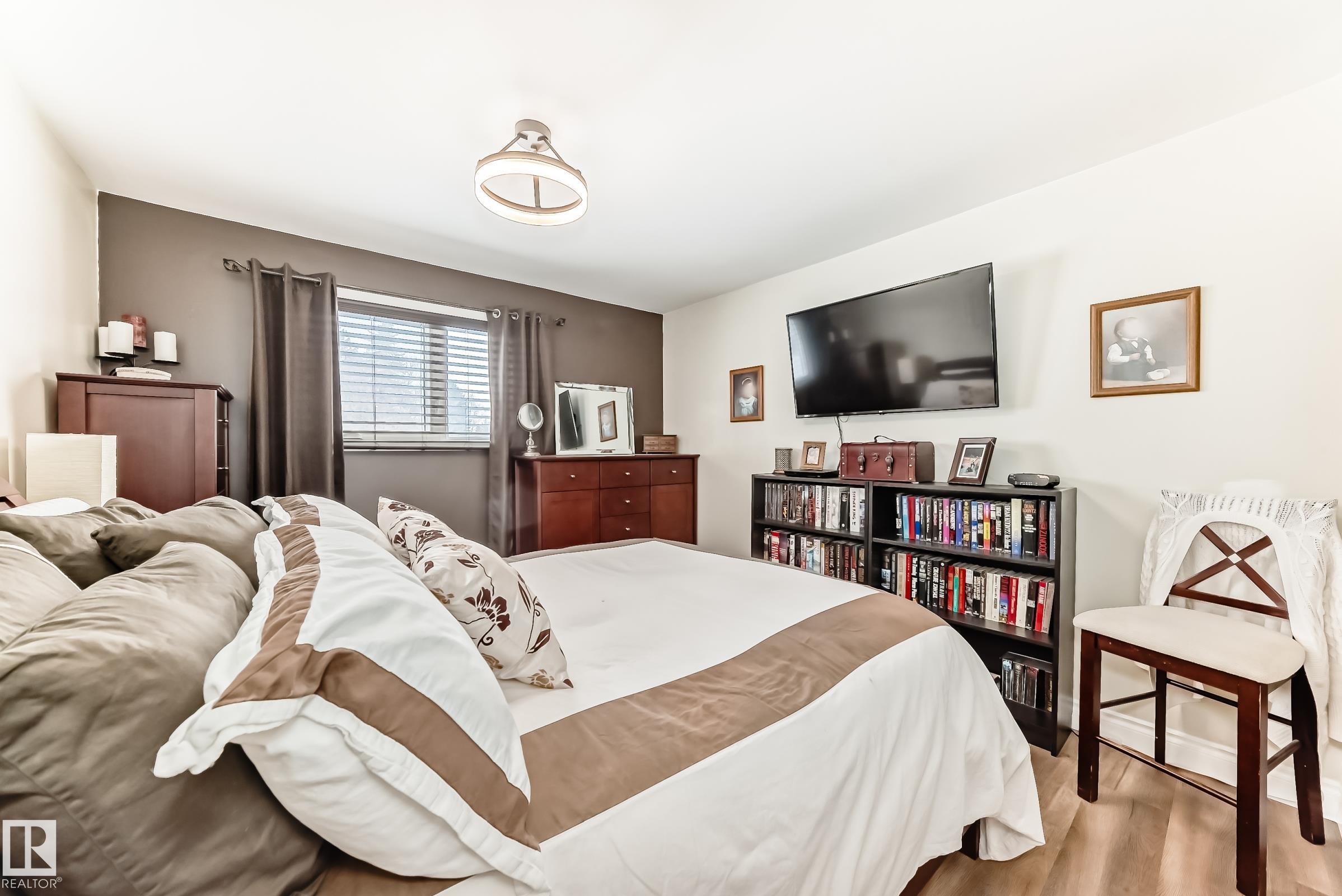 Photo 9 at 23 Balmoral Drive, Brookwood, Spruce Grove