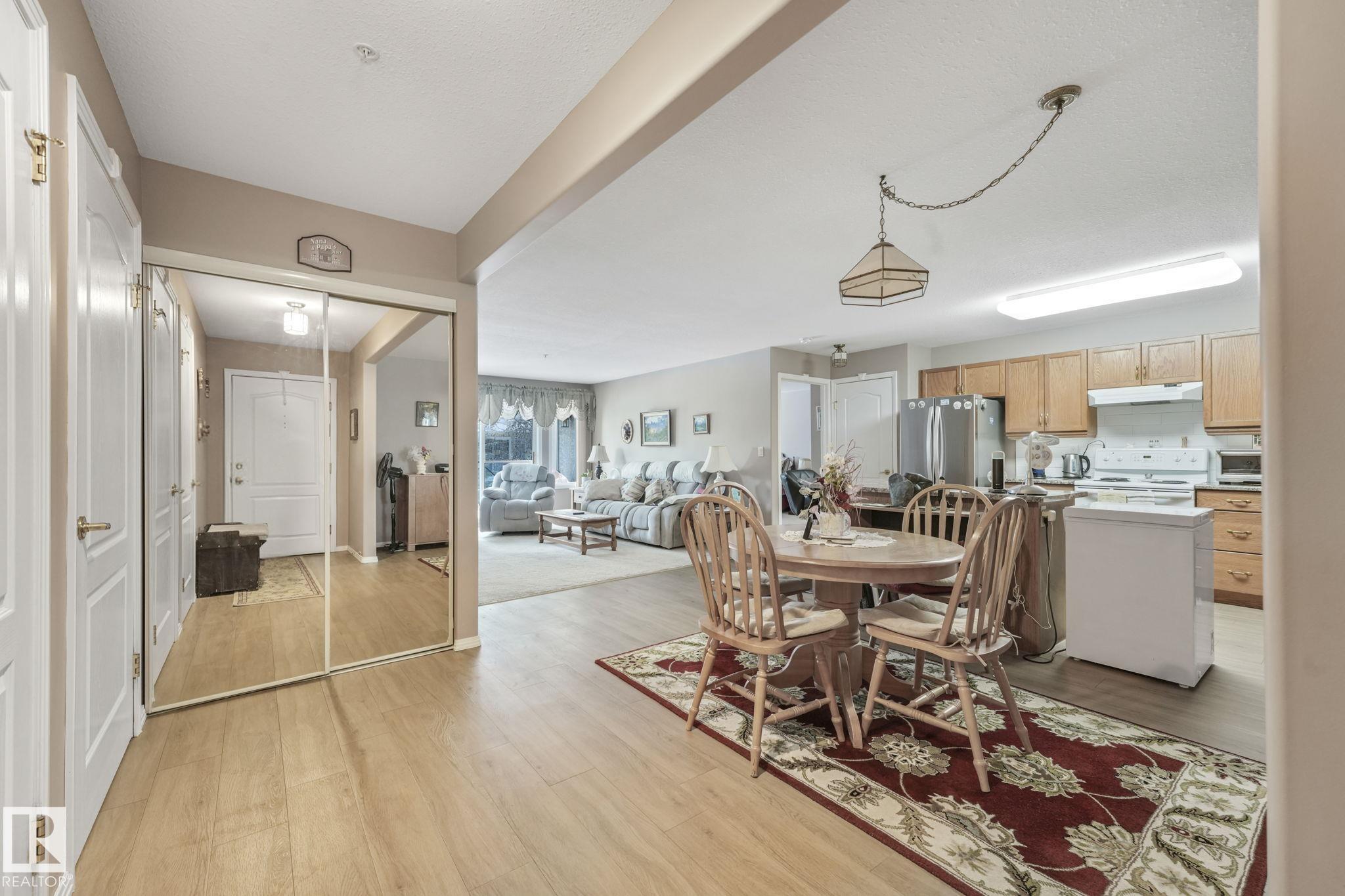 Photo 22 at 202 - 8922 156 Street NW, Meadowlark Park, Edmonton