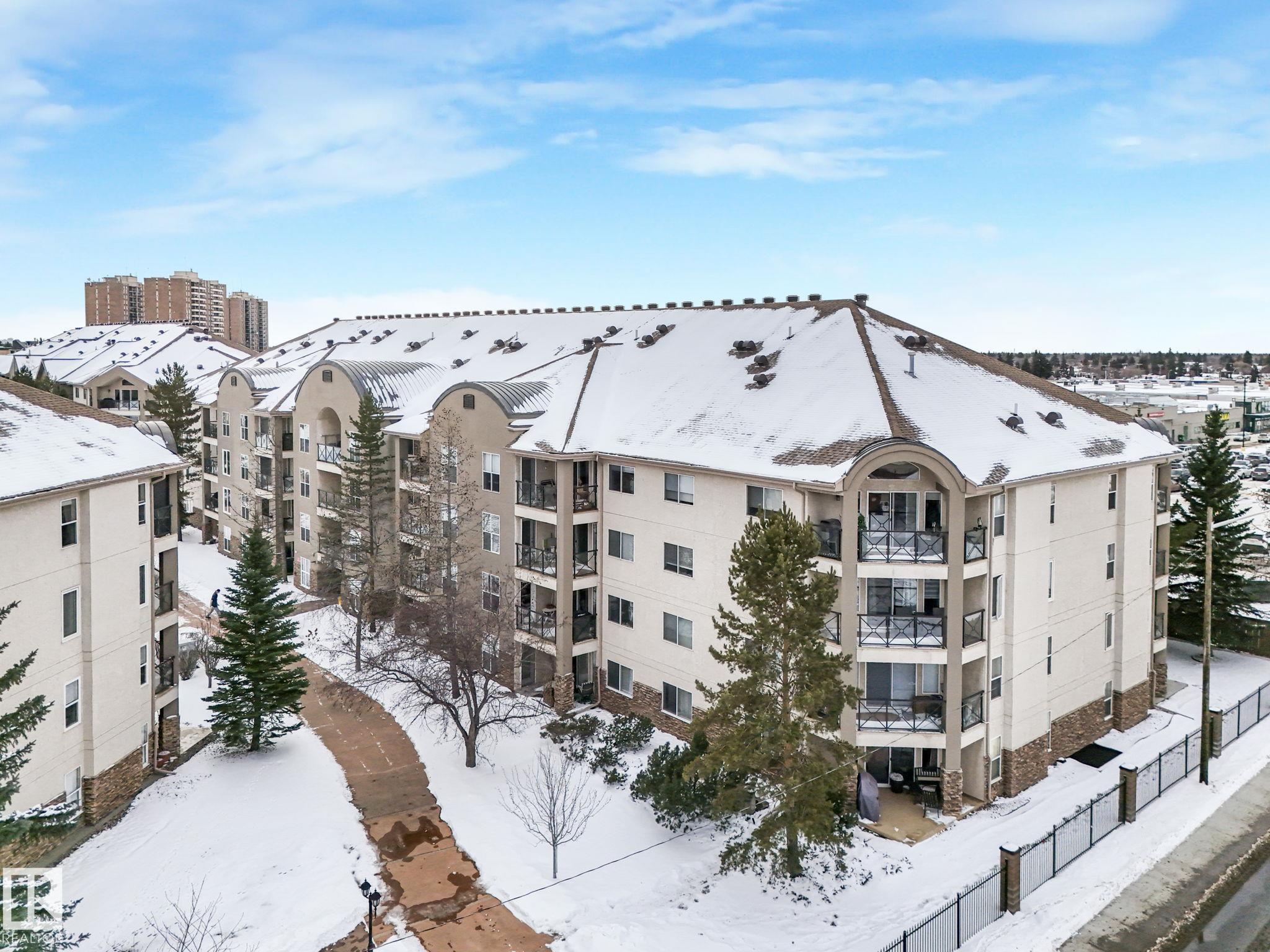 Photo 10 at 202 - 8922 156 Street NW, Meadowlark Park, Edmonton