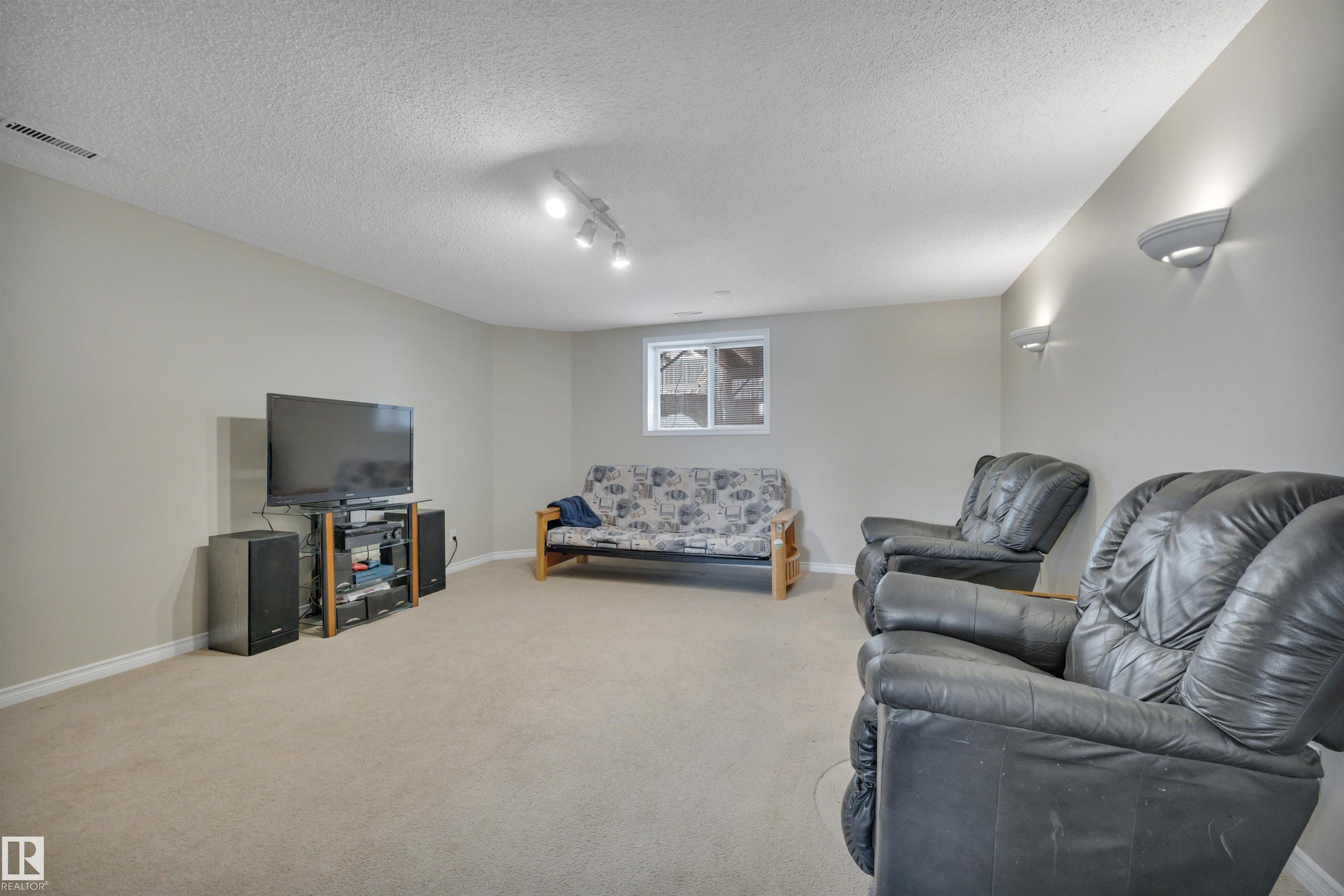 Photo 33 at 309 Foxboro point(e), Foxboro, Sherwood Park