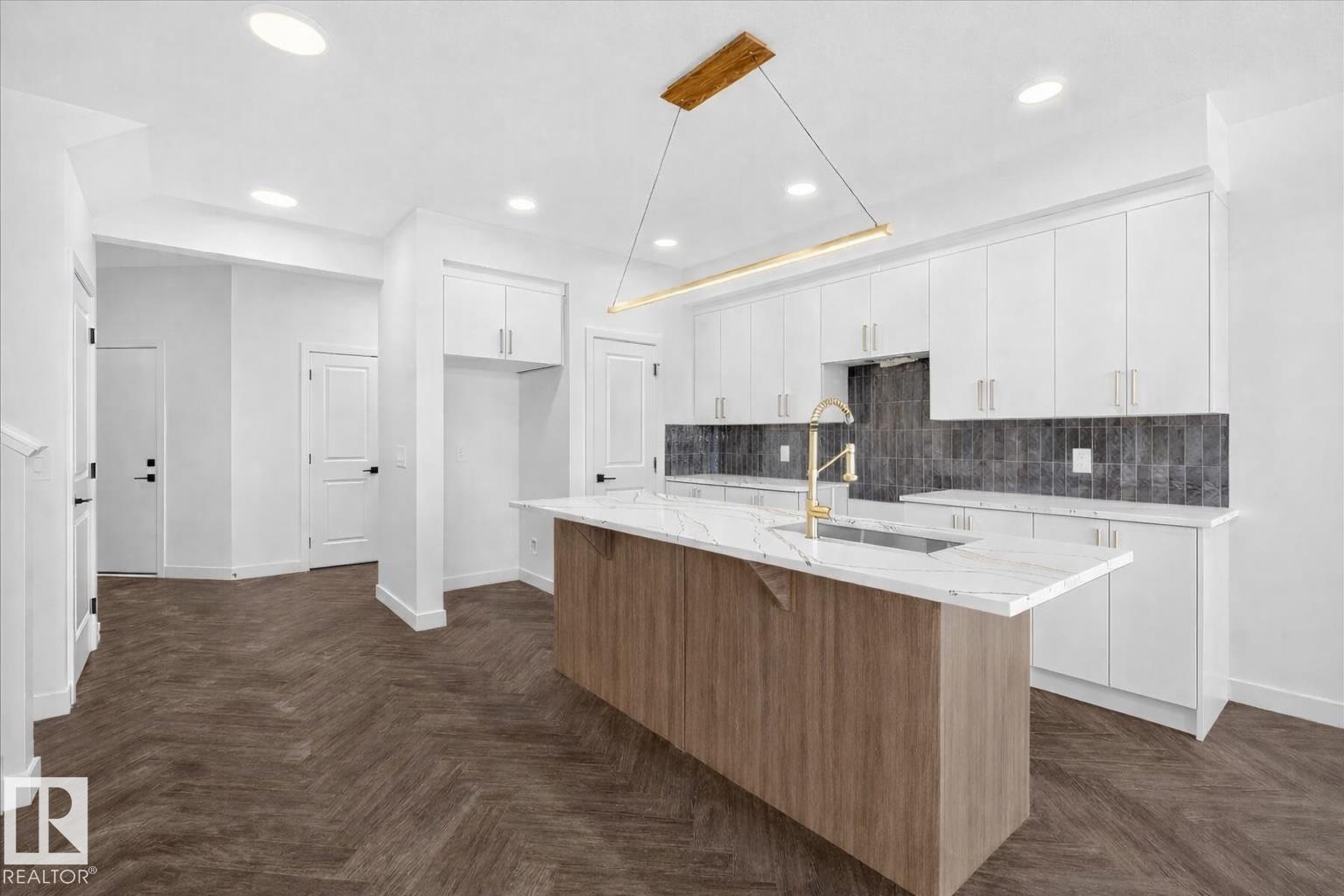 2112 Crossbill Lane NW, Kinglet Gardens, Edmonton