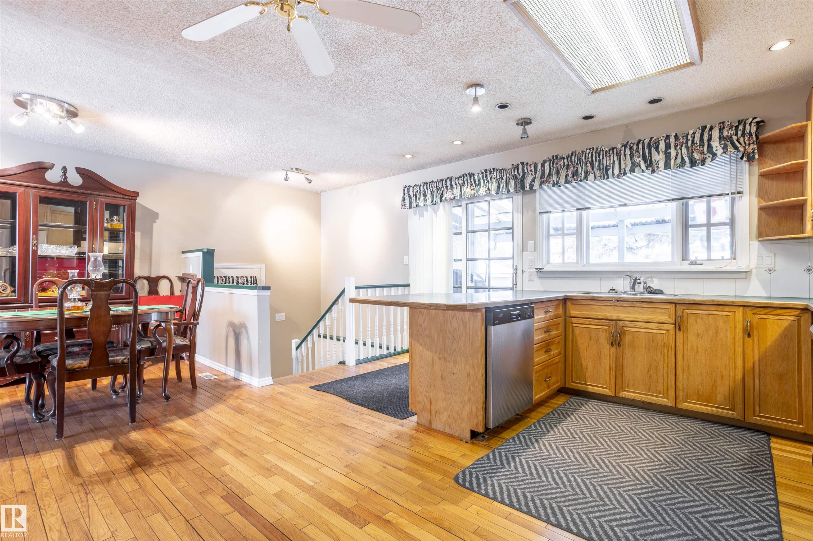 Photo 16 at 38 Arlington Street, Broxton Park, Spruce Grove