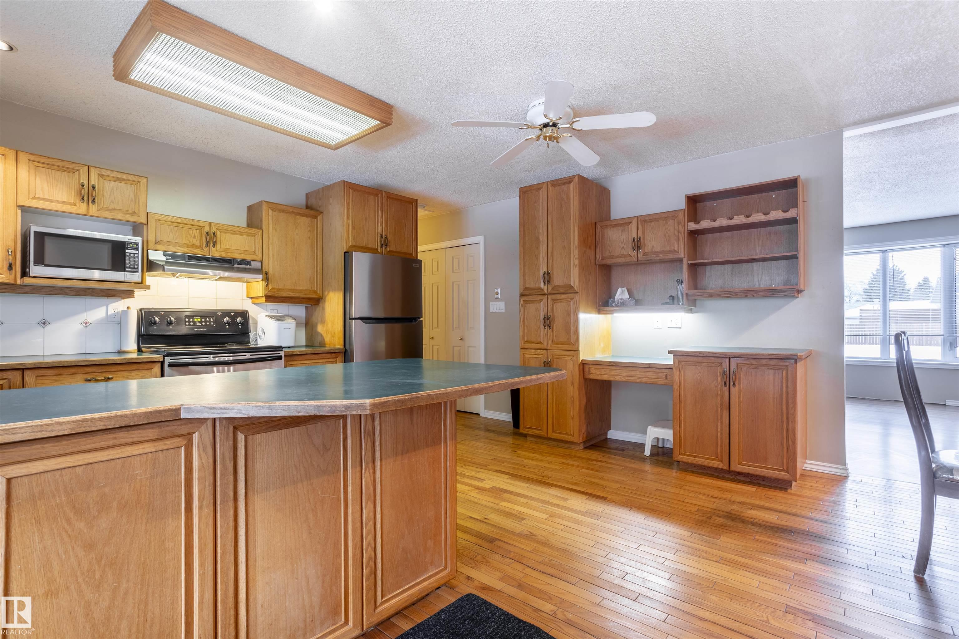 Photo 18 at 38 Arlington Street, Broxton Park, Spruce Grove