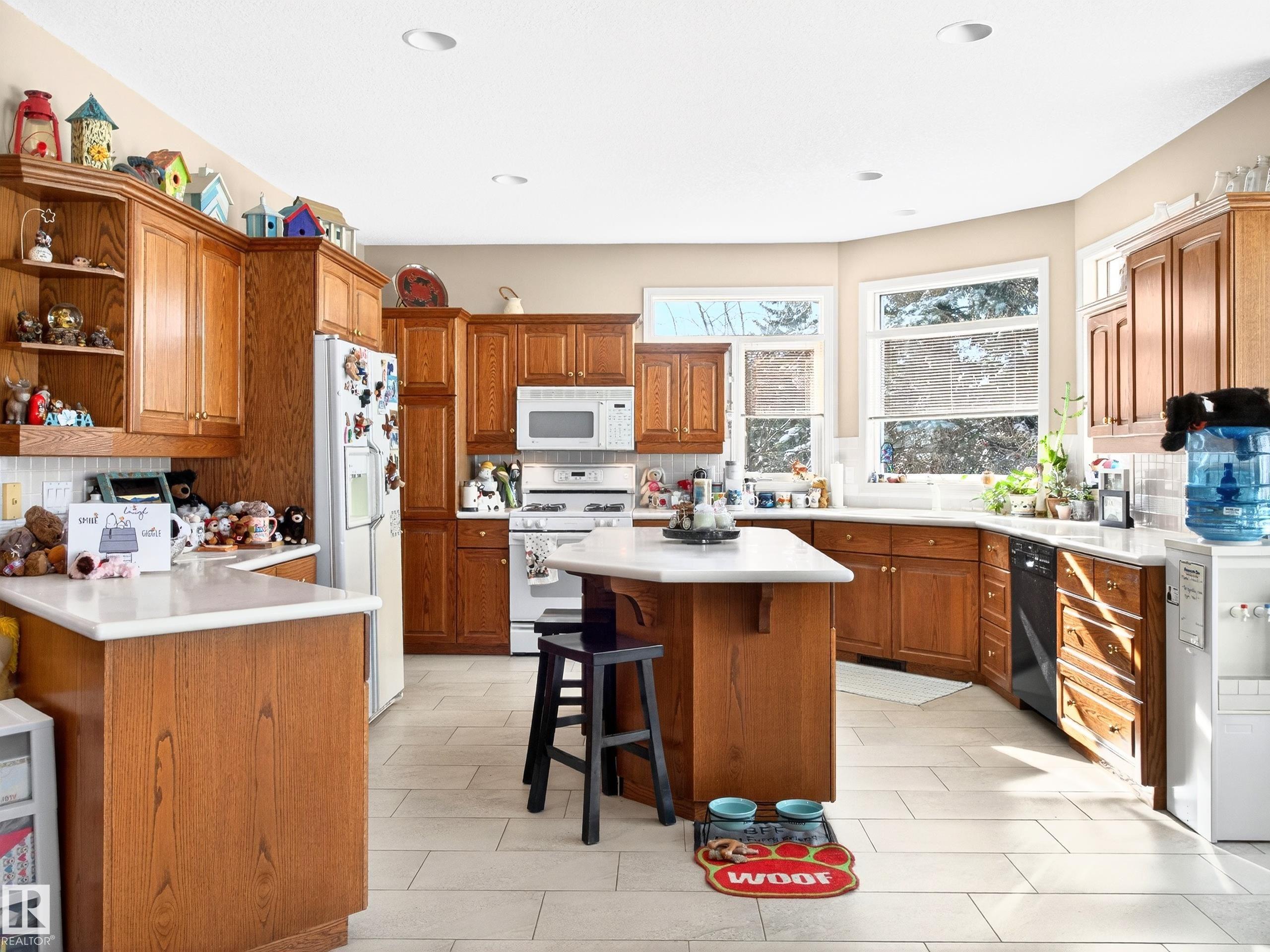 Photo 16 at 403 Twin Brooks Crescent NW, Twin Brooks, Edmonton