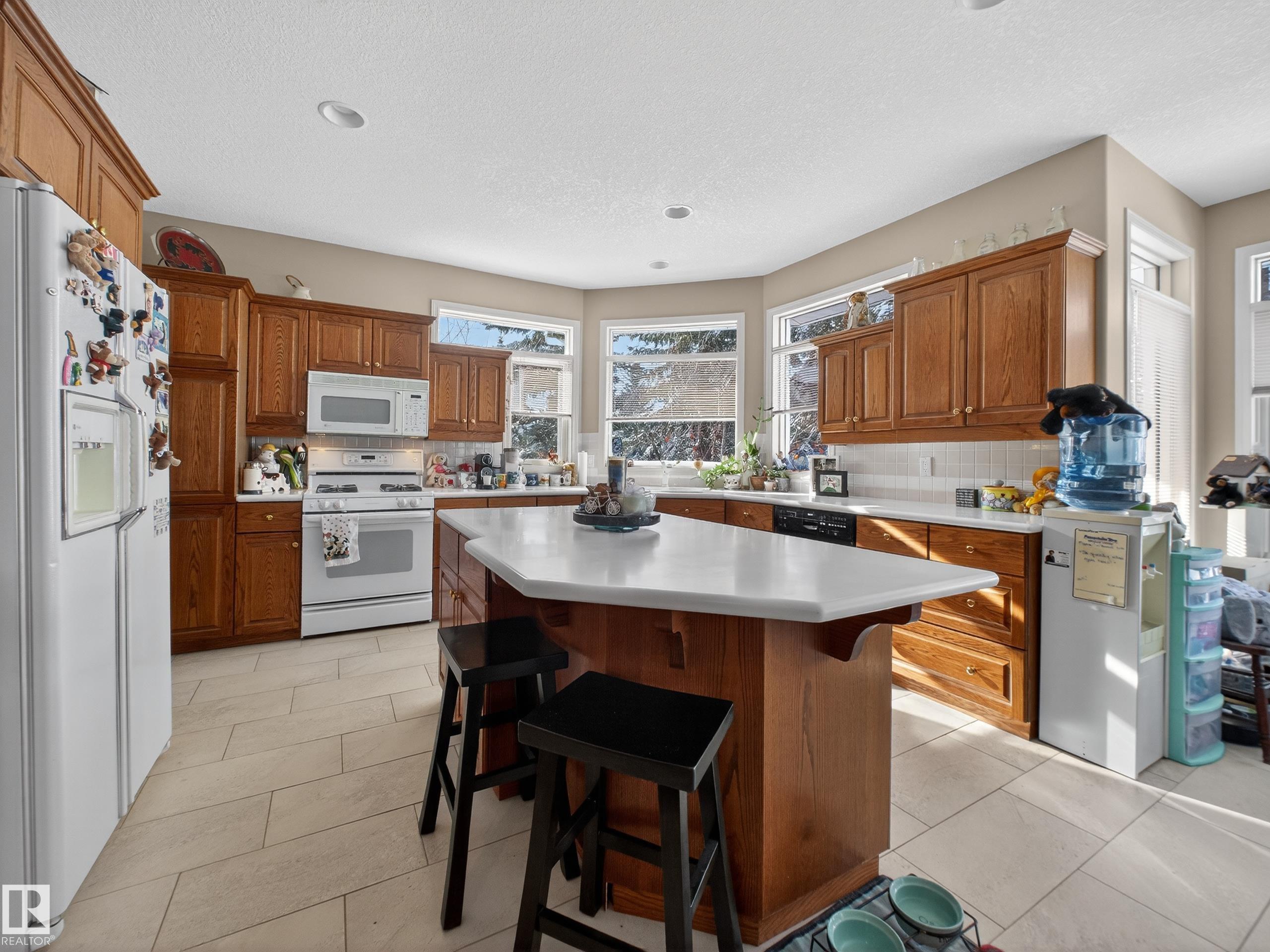 Photo 19 at 403 Twin Brooks Crescent NW, Twin Brooks, Edmonton