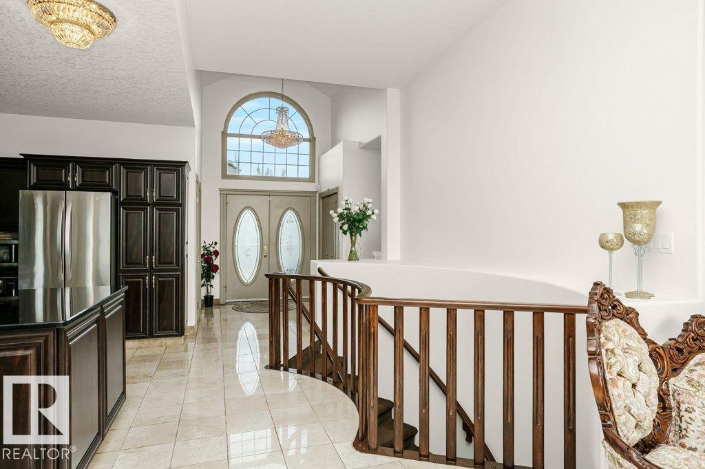 Photo 11 at 545 Twin Brooks Bay NW, Twin Brooks, Edmonton