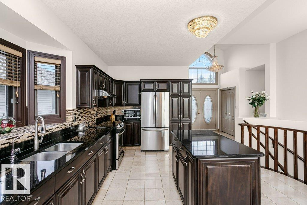 Photo 24 at 545 Twin Brooks Bay NW, Twin Brooks, Edmonton