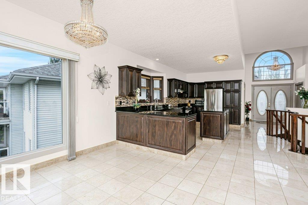 Photo 25 at 545 Twin Brooks Bay NW, Twin Brooks, Edmonton