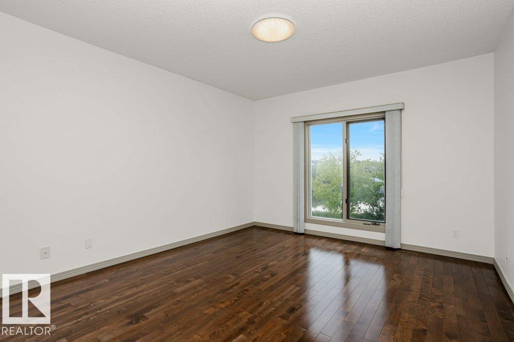 Photo 29 at 545 Twin Brooks Bay NW, Twin Brooks, Edmonton