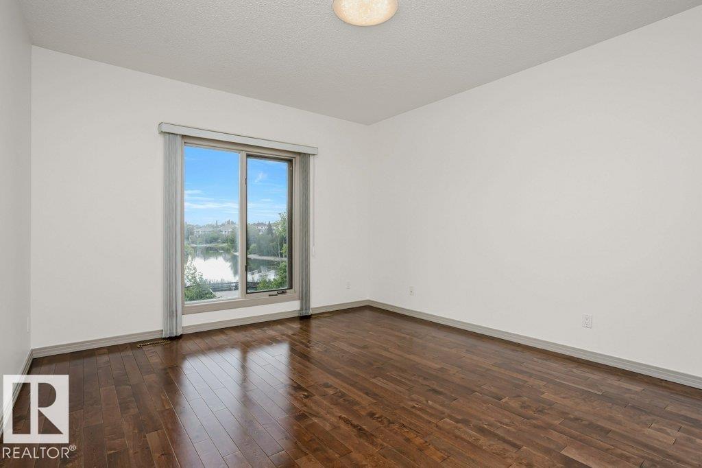 Photo 30 at 545 Twin Brooks Bay NW, Twin Brooks, Edmonton