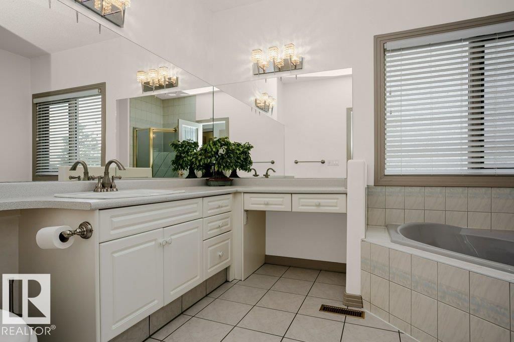 Photo 32 at 545 Twin Brooks Bay NW, Twin Brooks, Edmonton