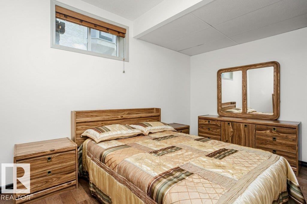 Photo 52 at 545 Twin Brooks Bay NW, Twin Brooks, Edmonton