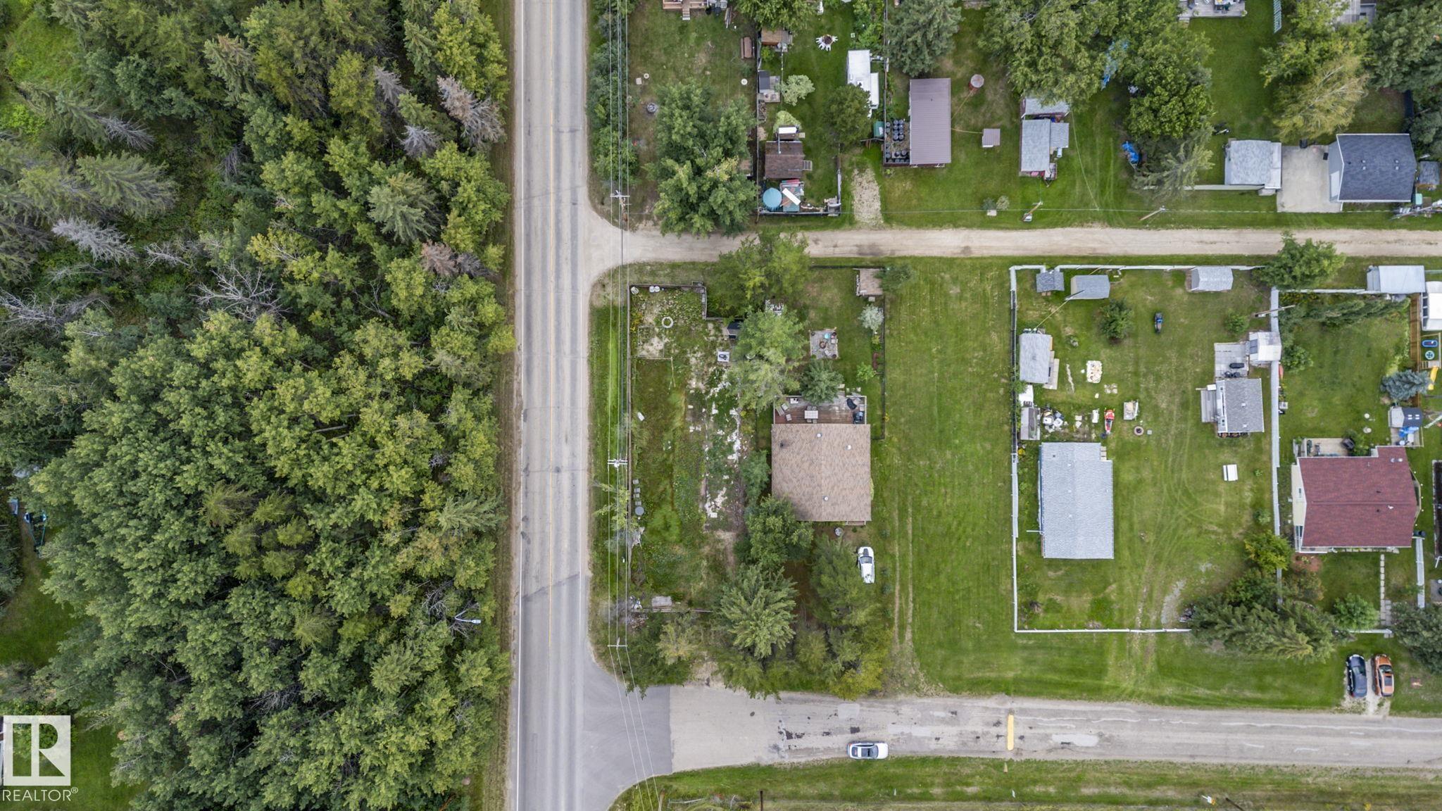 Photo 11 at 156 10 Street, Seba Beach, Rural Parkland County