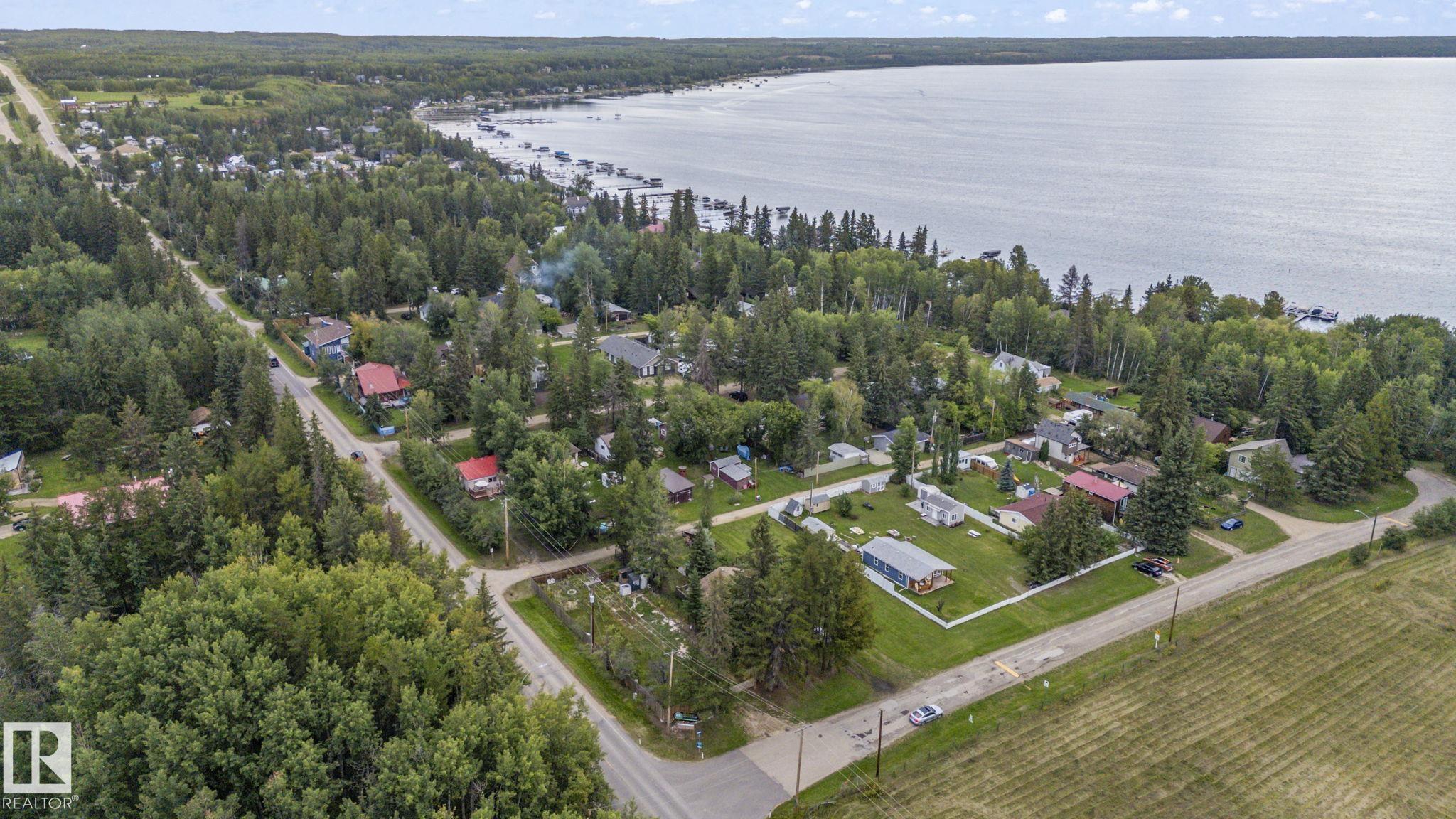 Photo 6 at 156 10 Street, Seba Beach, Rural Parkland County