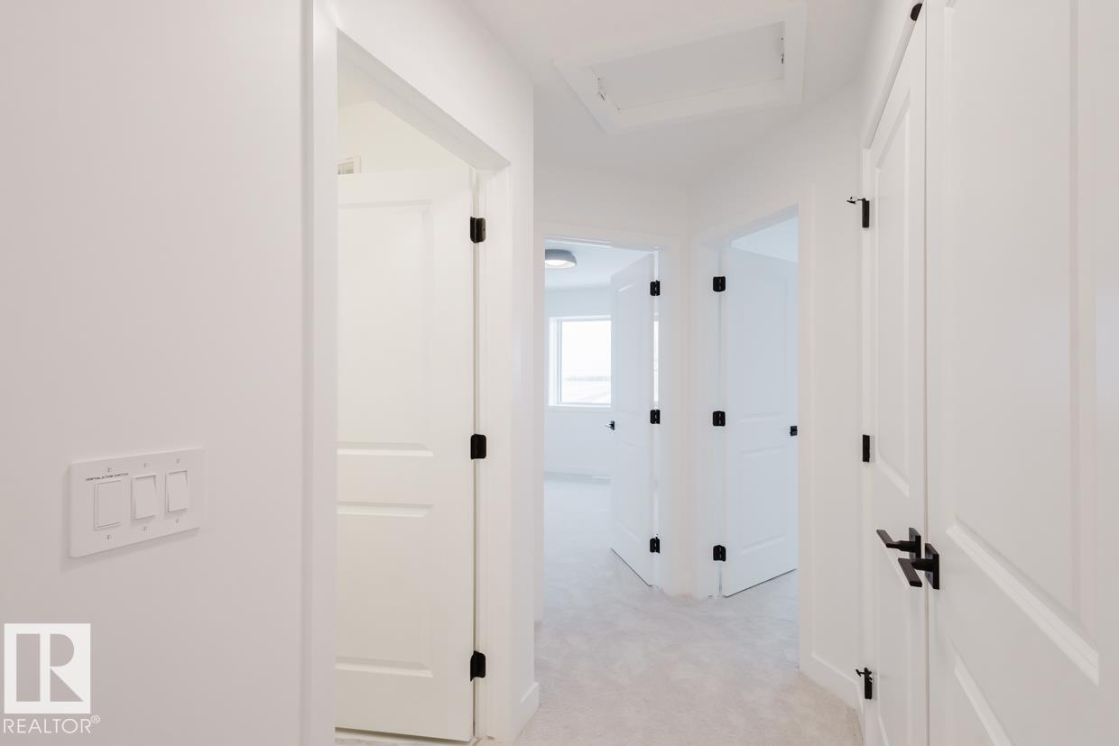 Photo 16 at 2634 62 Street SW, Mattson, Edmonton