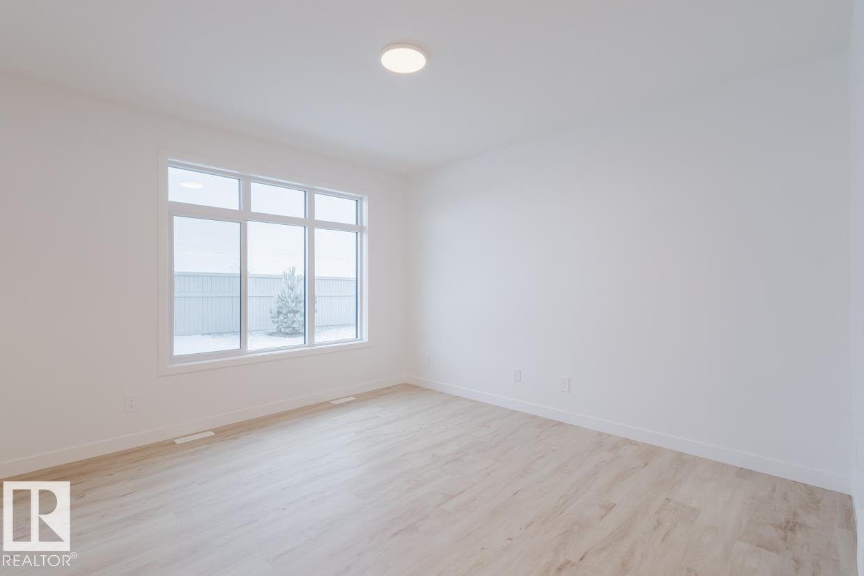 Photo 8 at 2634 62 Street SW, Mattson, Edmonton