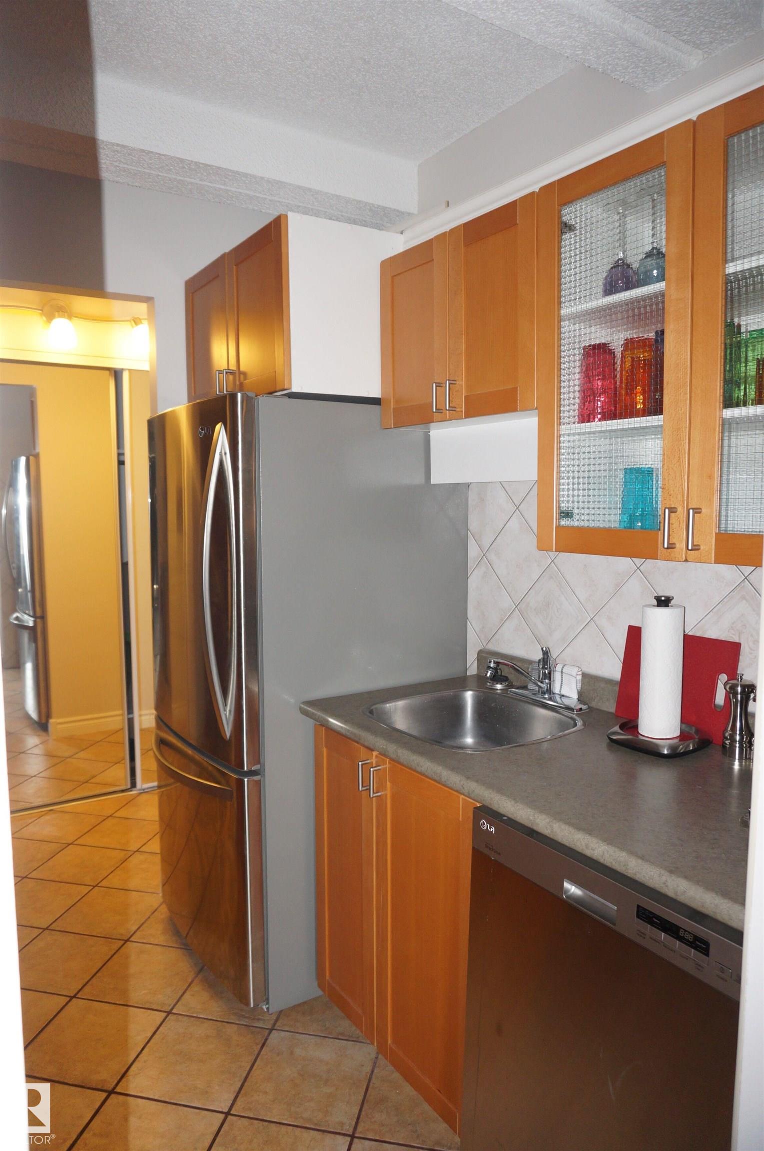 Photo 9 at 1703 - 9918 101 Street NW, Downtown, Edmonton