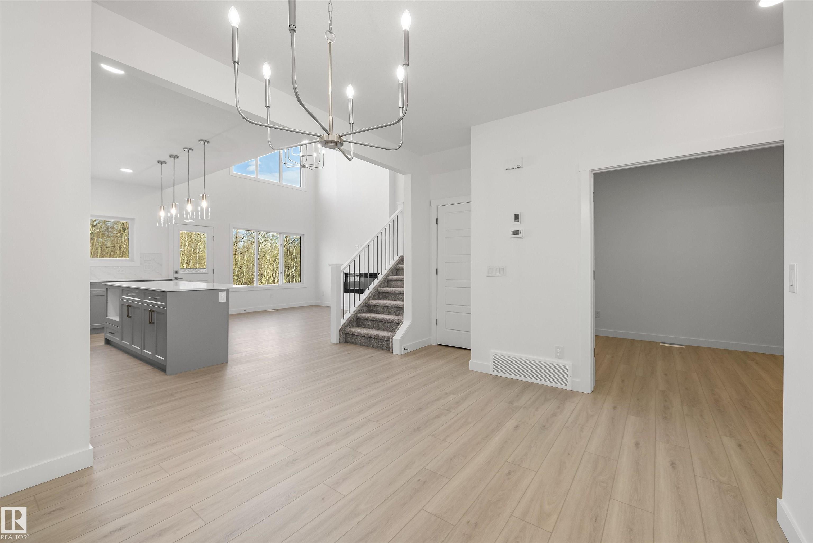 https://zimg.paragon.ice.com/ParagonImages/Property/PM/RAE/225387909/15/0/0/d2bd4bde9f16e66a81e64d2750582d57/1/5e956b20a74a6474163c4ceeee3508a8/225387909-abaf1bd5-788d-45bd-a63b-e774670045b0.JPG