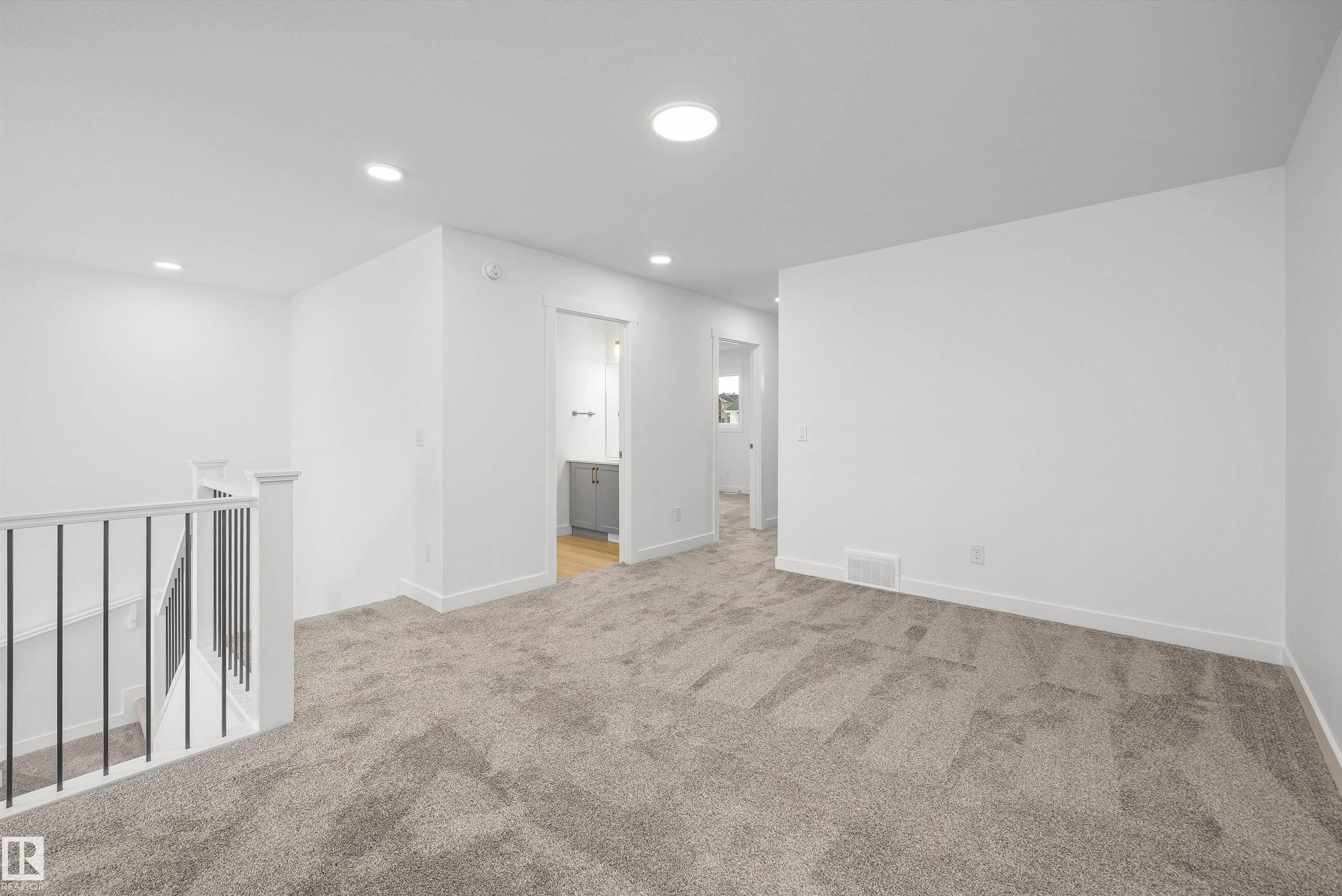 https://zimg.paragon.ice.com/ParagonImages/Property/PM/RAE/225387909/23/0/0/51697cb7cd927001092cb479508c792e/1/5e956b20a74a6474163c4ceeee3508a8/225387909-7623d9f9-50fa-48ba-b117-2ba7fd3b55ef.JPG