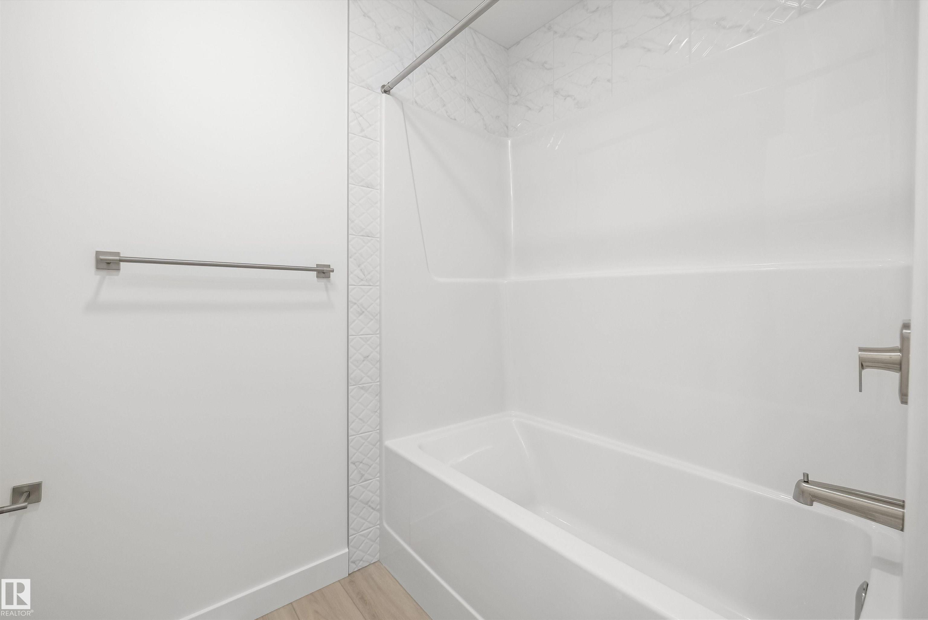 https://zimg.paragon.ice.com/ParagonImages/Property/PM/RAE/225387909/29/0/0/60190477674a2edf1ba66c9ad5d7580e/1/5e956b20a74a6474163c4ceeee3508a8/225387909-fa25b173-193c-4598-8791-609faa625227.JPG