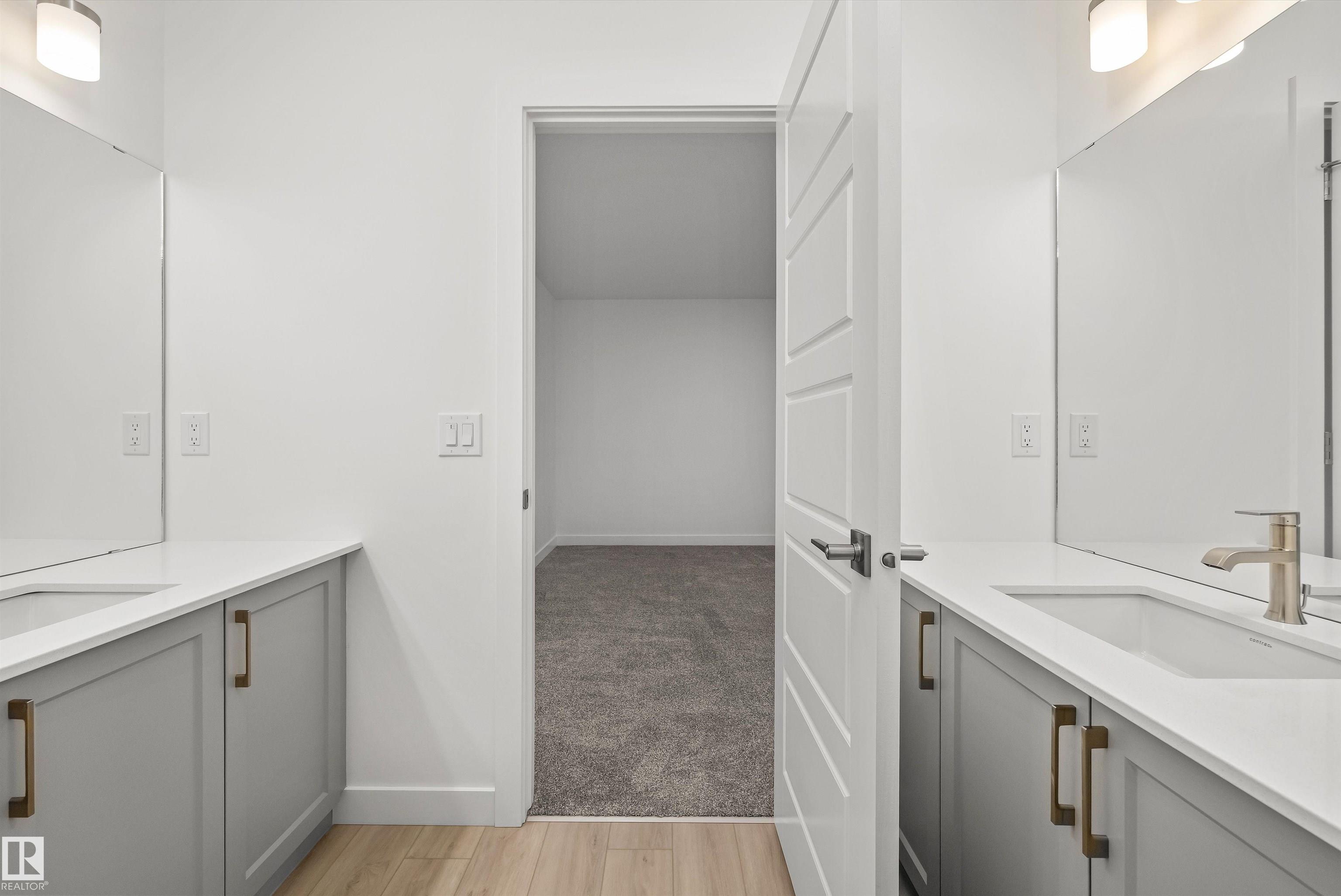 https://zimg.paragon.ice.com/ParagonImages/Property/PM/RAE/225387909/40/0/0/9b287ac2dc063f66ebcbf0f0430cd71e/1/5e956b20a74a6474163c4ceeee3508a8/225387909-b924b3a9-a874-4c51-b562-d28ffb1dffe3.JPG