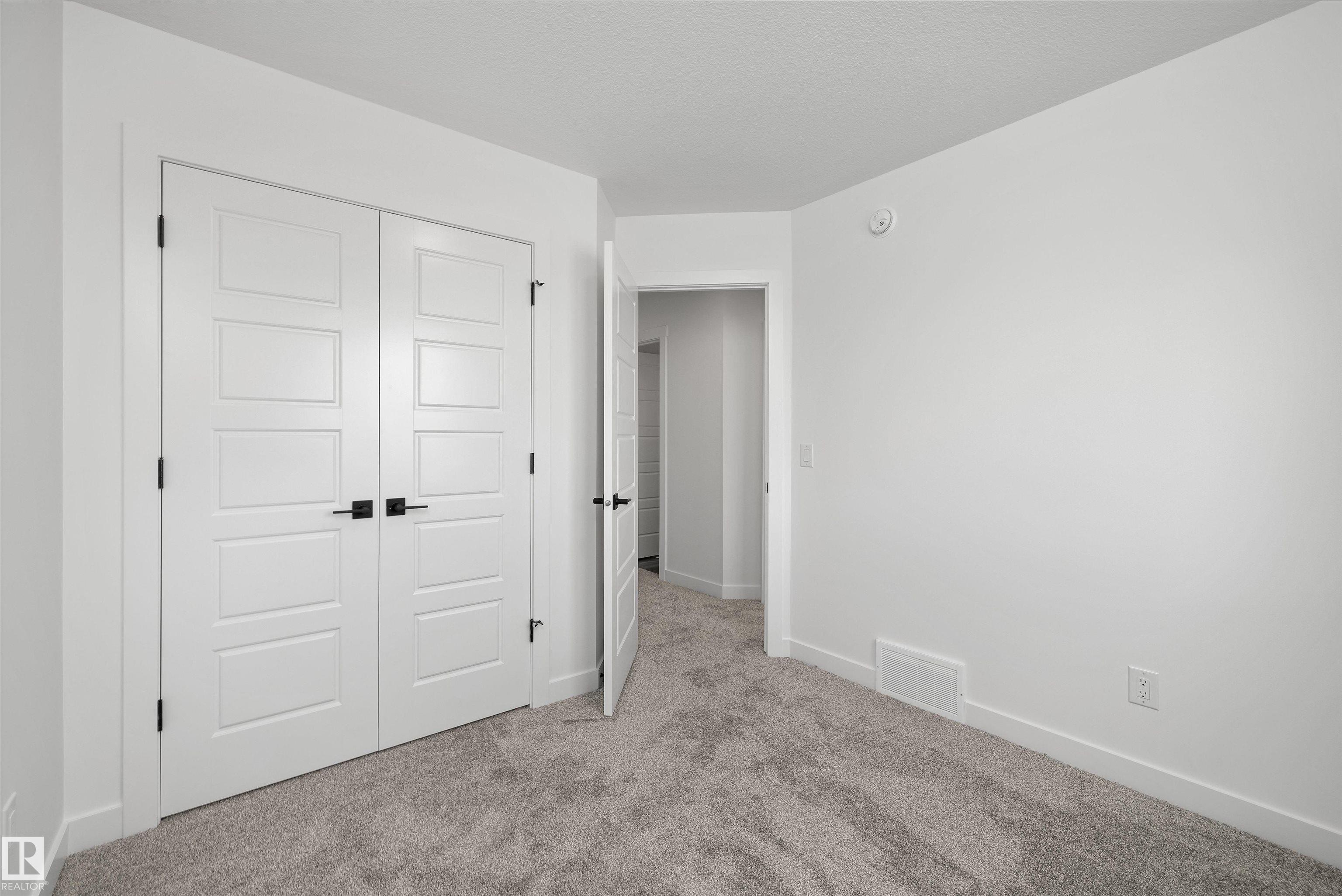 https://zimg.paragon.ice.com/ParagonImages/Property/PM/RAE/225387911/24/0/0/02cc190088c232243999356bc5f35839/1/f5add70b1eb84cc776a818807cce59af/225387911-a0283b72-8890-4394-914d-2f188d1557a6.JPG