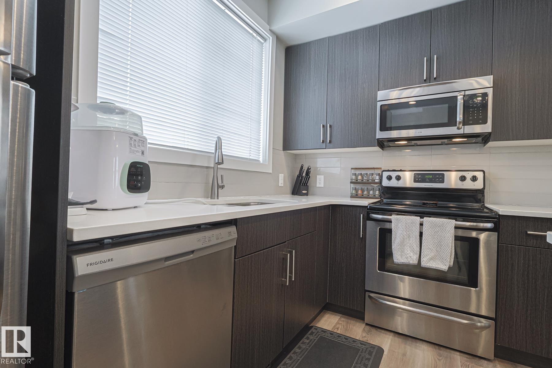 Photo 16 at 103 - 2803 James Mowatt Trail SW, Callaghan, Edmonton